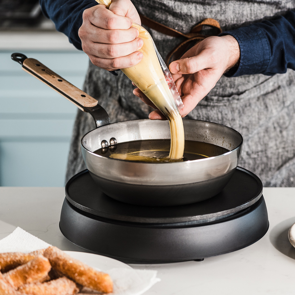 原礦蜂蠟鐵鍋 l 蜂蠟木柄平底深煎炒鍋