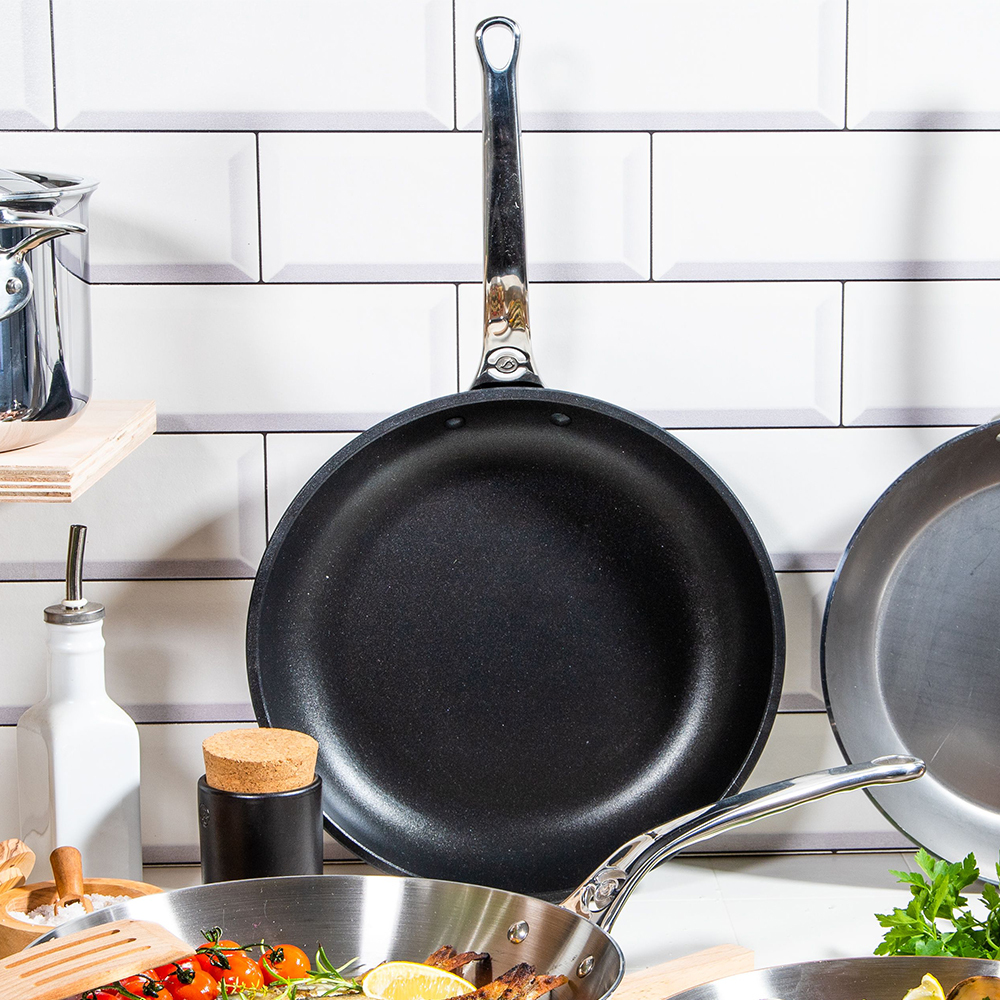 Affinity系列 l 多層複合不鏽鋼不沾平煎鍋-感應爐適用