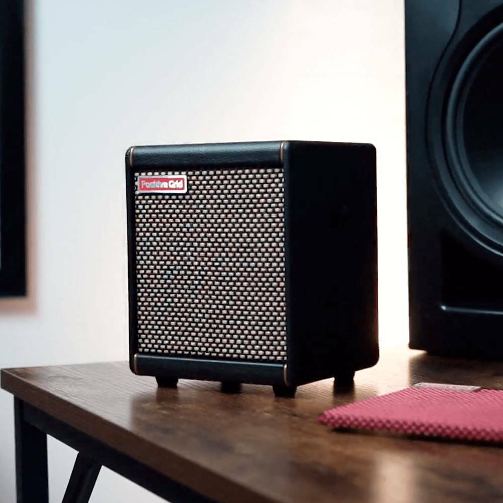 Positive Grid Spark MINI 10W 藍牙電吉他音箱 電吉他/木吉他/貝斯 通用 經典黑 Positive Grid Spark MINI 10W 藍牙電吉他音箱 電吉他/木吉他/貝斯 通用 經典黑 / 珍珠白 第 5 張圖片｜三峽吉他 / Bass