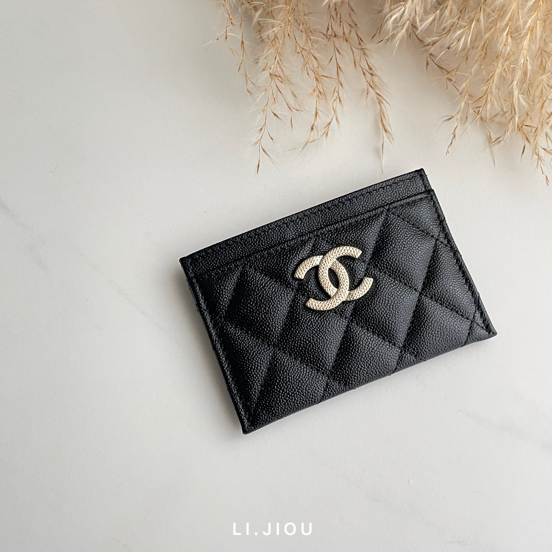 Chanel 22B 限量 黑金釦 荔枝牛皮 卡夾 卡片夾