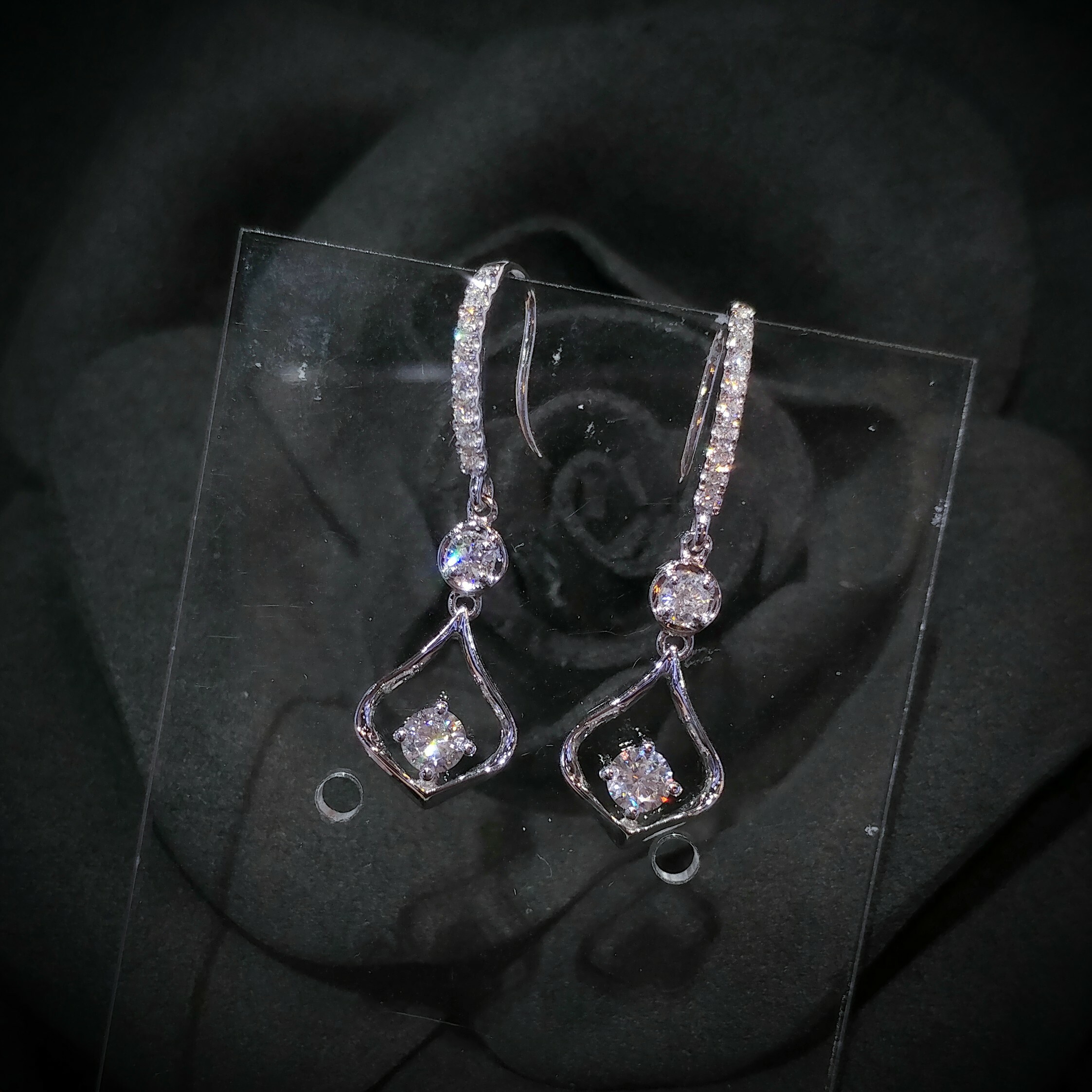 18K White Gold 0.55ct Diamond Drop Earrings