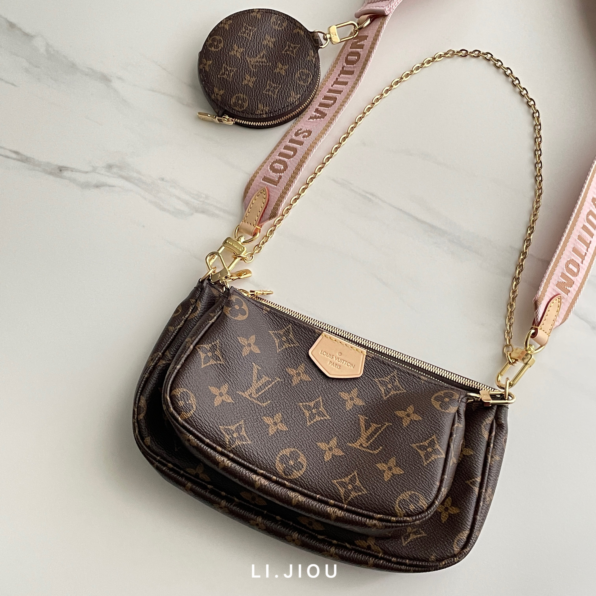 Louis Vuitton LV 粉色五合一麻將包
