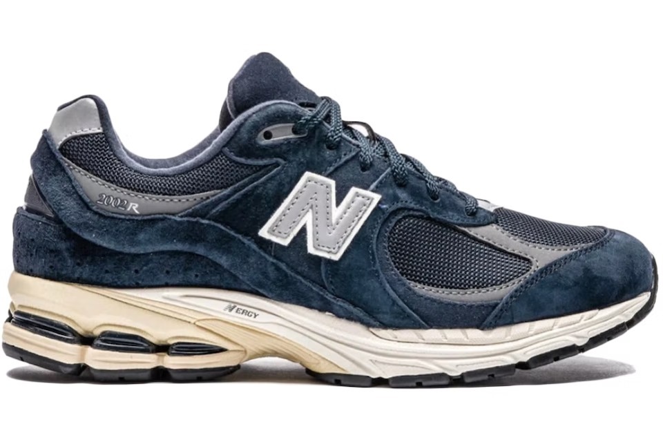 New Balance 2002R Navy Eclips M2002RCA