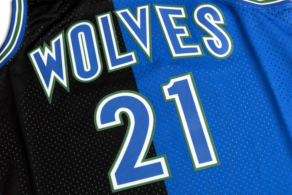 Mitchell & Ness 明尼蘇達灰狼隊 Kevin Garnett Split 復刻 Swingman 球衣