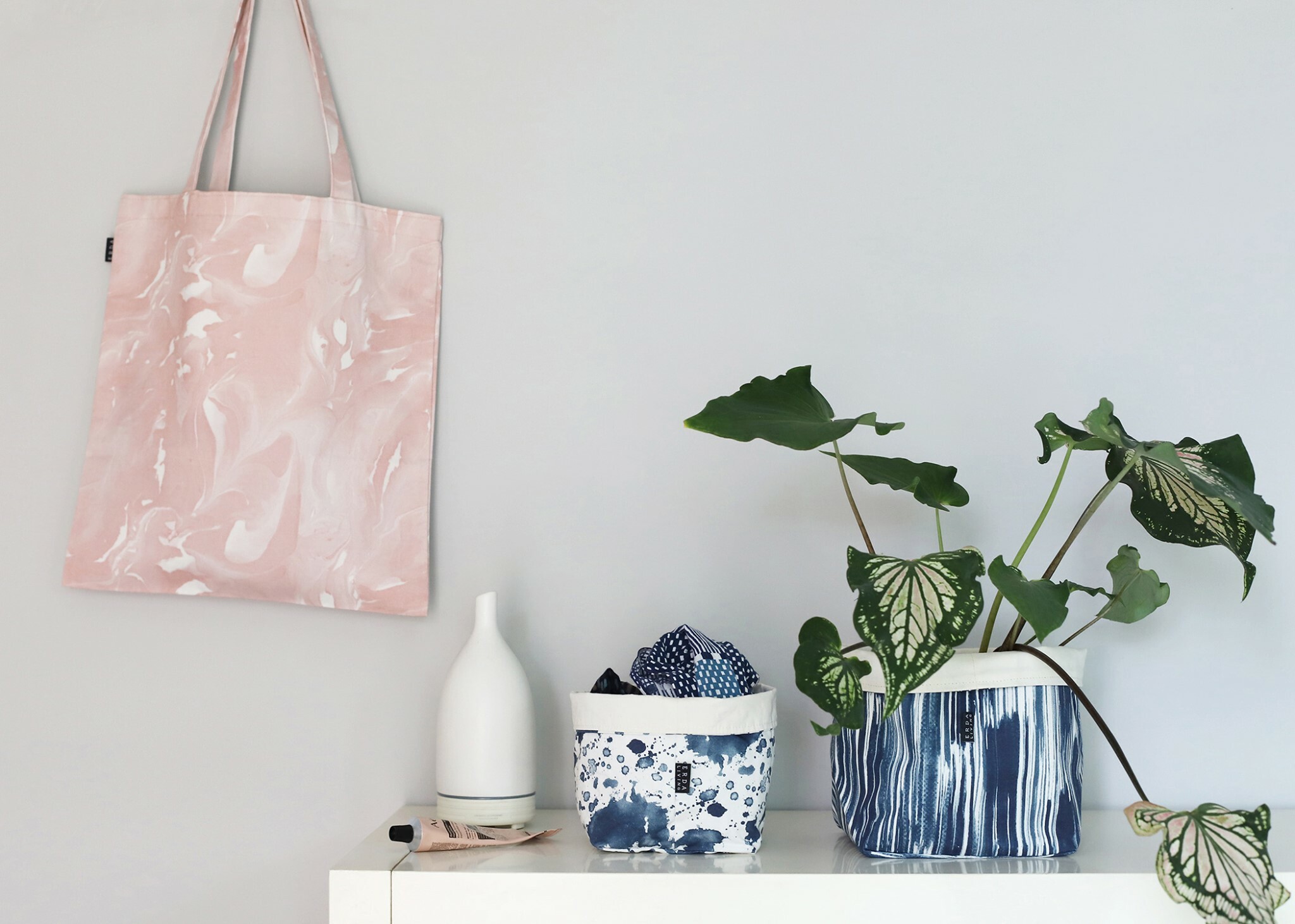 ERDA Living │瀟灑對策置物籃 fabric basket