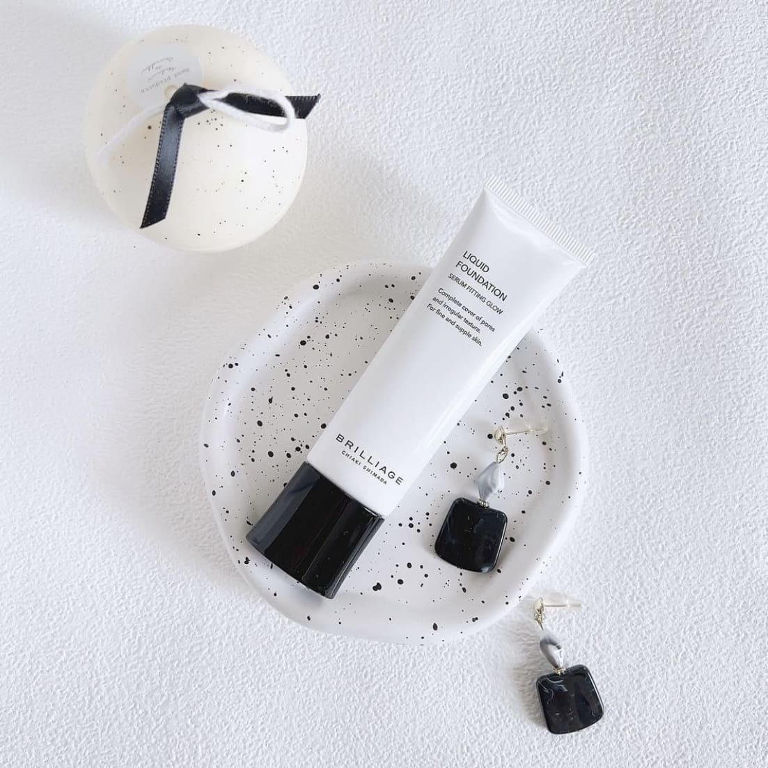 BRILLIAGE Liquid Foundation Serum Fitting Glow 精華亮澤貼服粉底 SPF20 PA++ 30g