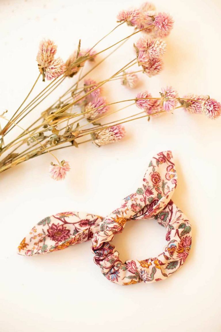 Louise Misha-Chloe Scrunchie髮帶(Cream Savage Garden)