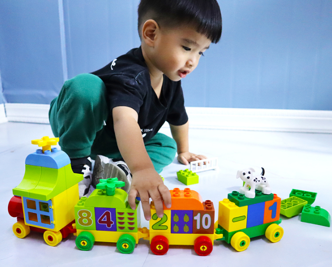 現貨區 盒裝玩具城市火車字母75塊托馬大顆粒 XD0800