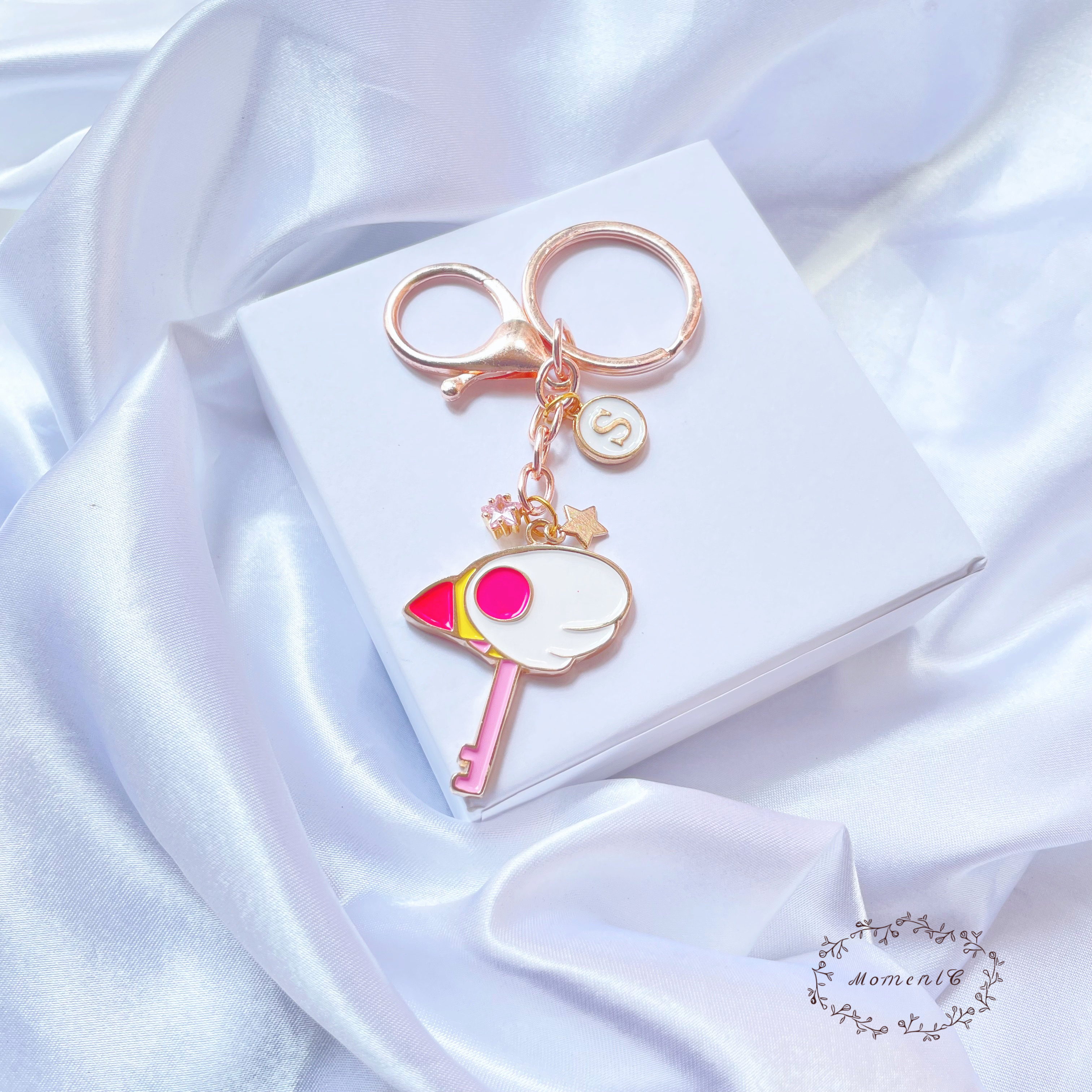 獨家！庫洛魔法使烏頭杖客製化鑰匙圈 ♡