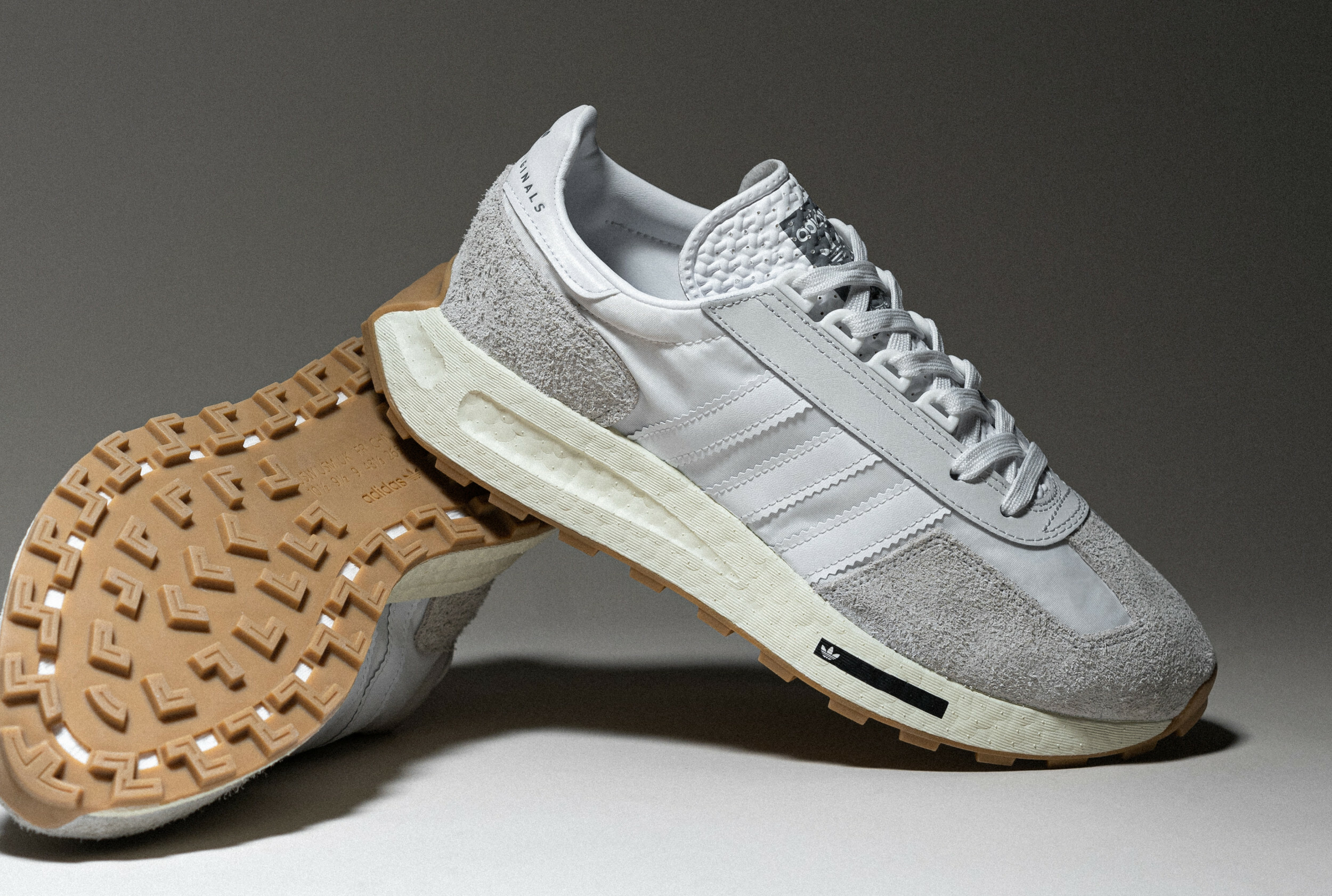 【 adidas RETROPY E5 白灰配色鞋款 】