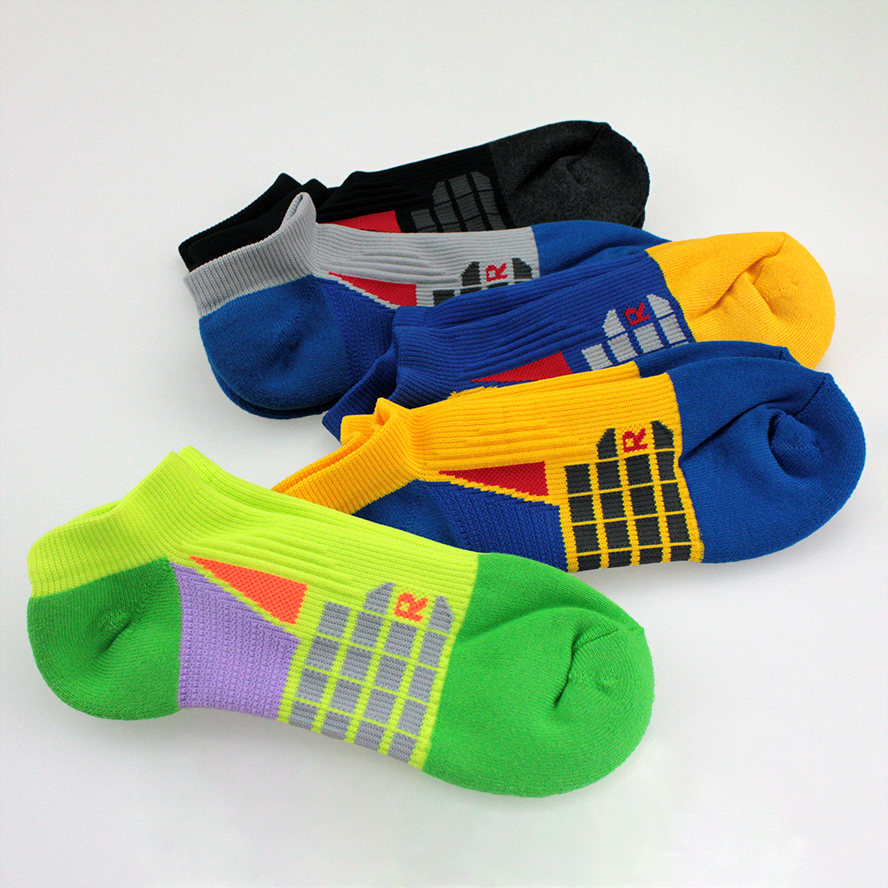 抗菌。加壓編織。左右腳設計。L型足跟大空間。彈力氣墊毛巾底。男款。船襪1469