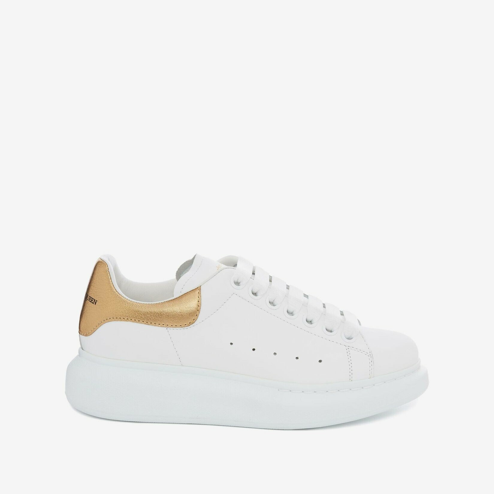 Alexander McQueen 金尾厚底小白鞋