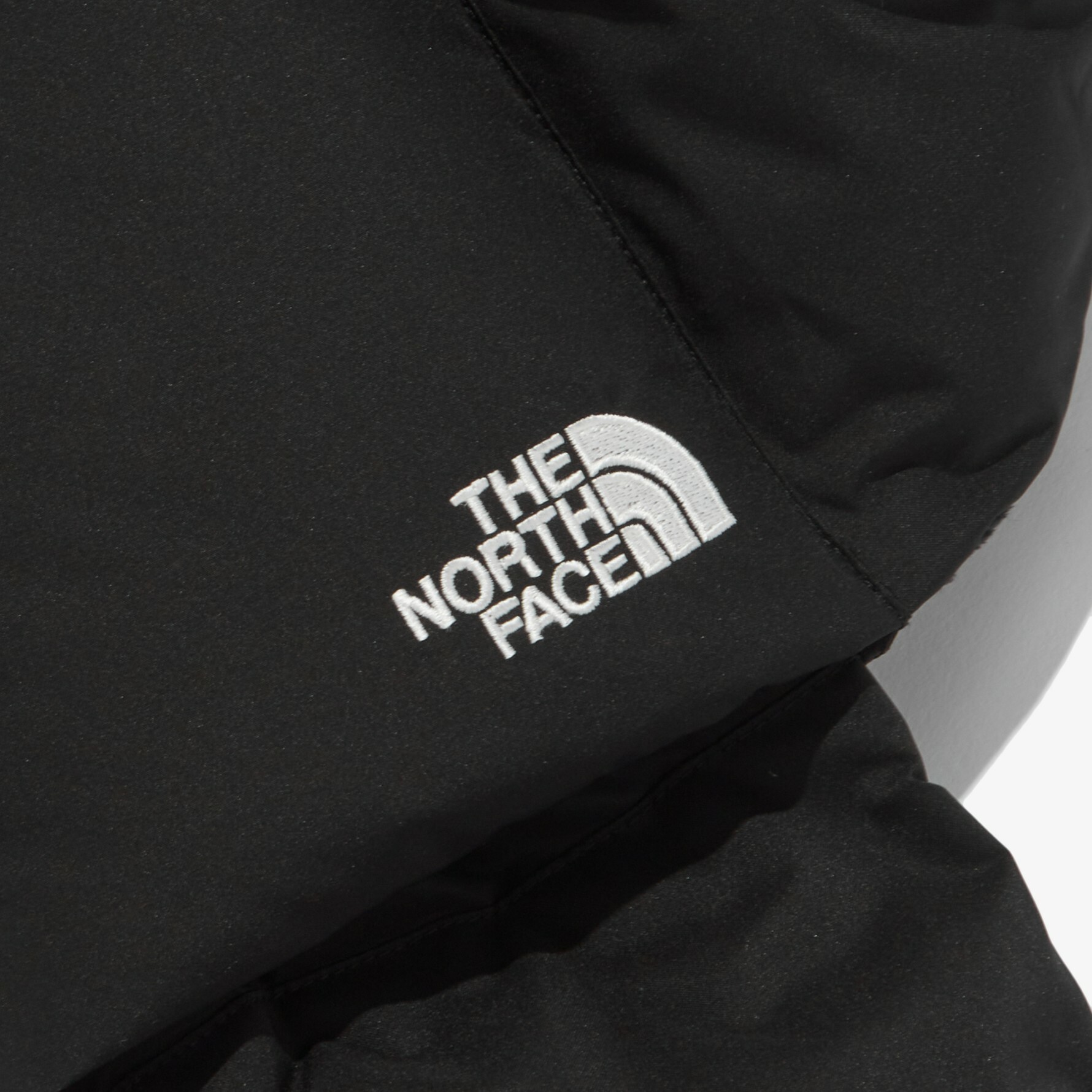THE NORTH FACE ON-BALL MUFFLER 羽絨 圍脖 黑 NA5IN55A