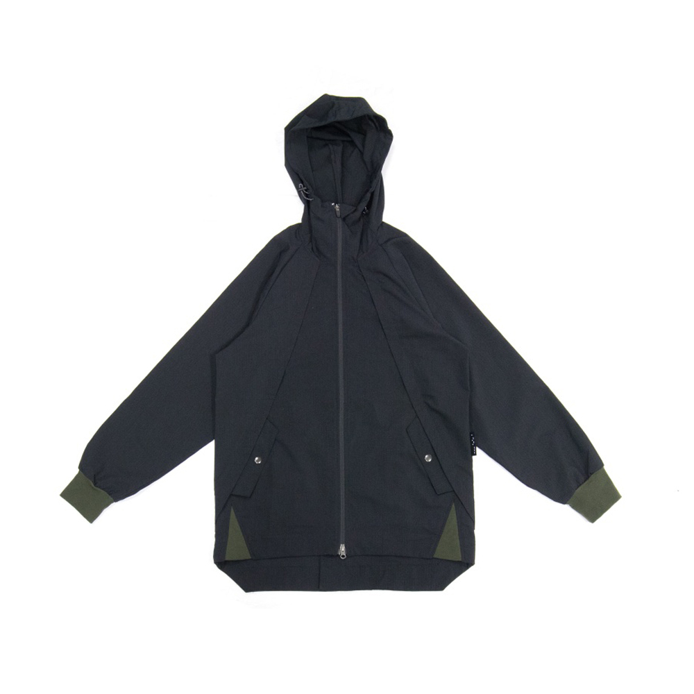 後開叉剪接夾克-黑