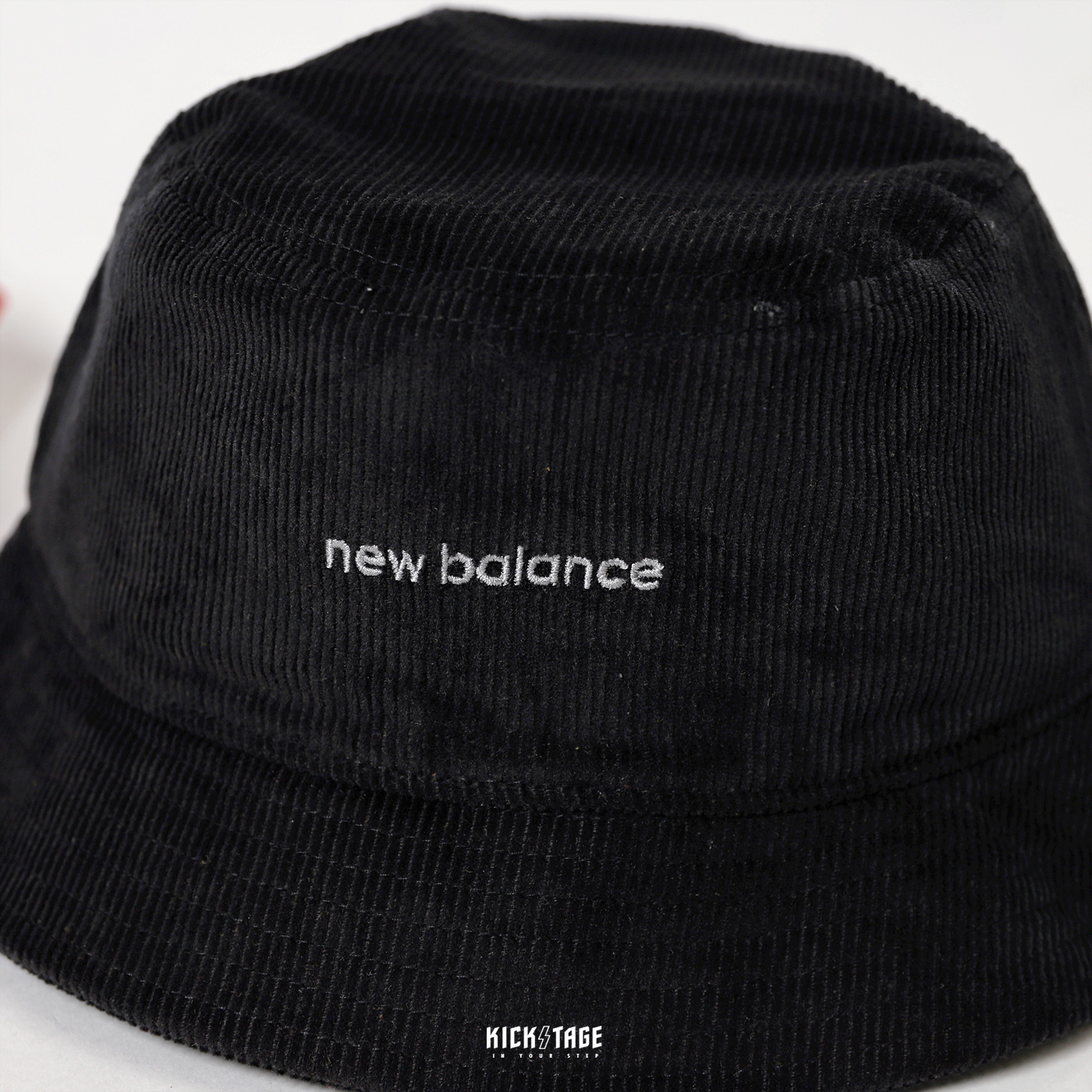 NEW BALANCE WASHED CORDUROY BUCKET HAT 黑色駝色