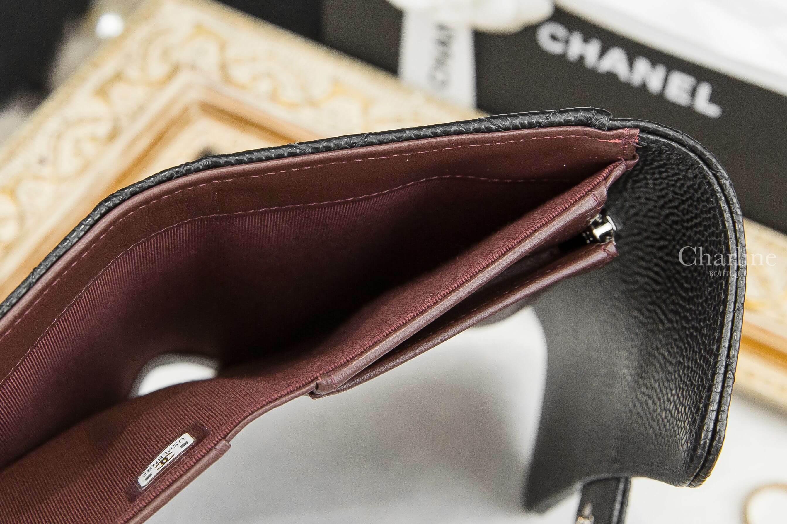 Chanel Medium Flap Wallet 黑色銀CC荔枝菱格紋前釦式中夾-Charline Boutique 精品代購
