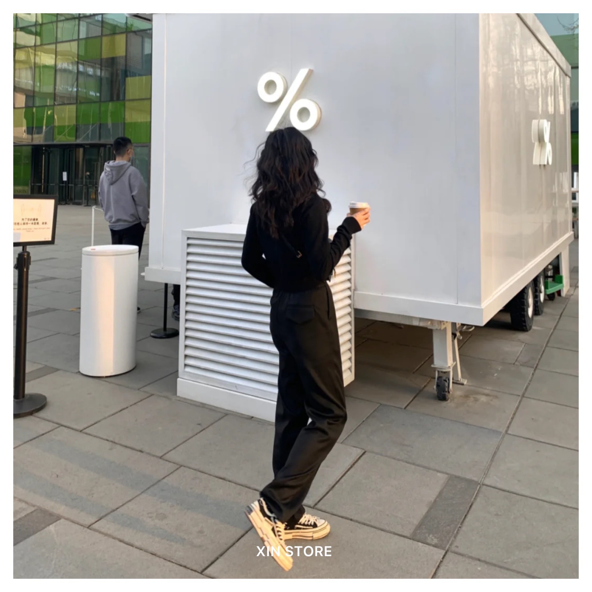 xVESSEL G.O.P Lows by VannessWu 吳建豪 解構 硫化-黑白