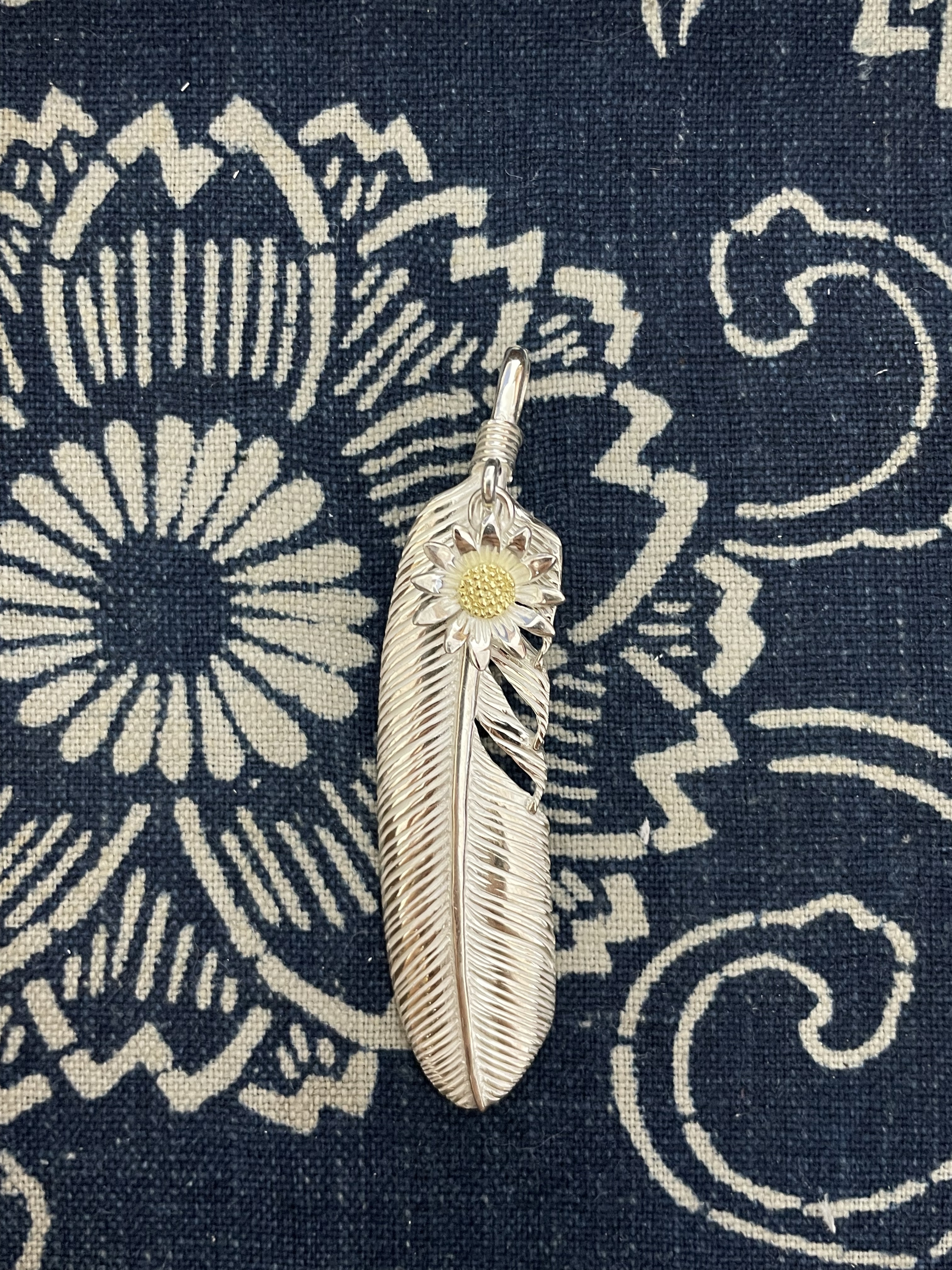 Eiki 雛菊全手雕羽毛L