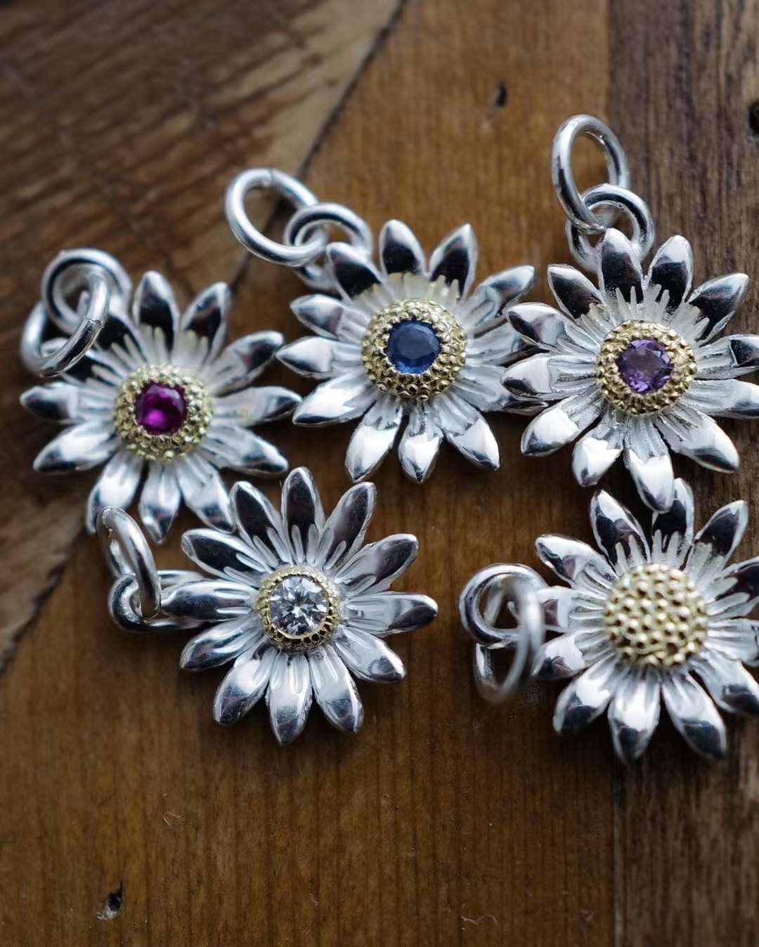 Daisy雛菊Pendant 金繩寶石Pendant