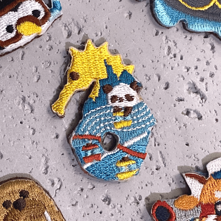 Ocean Park x Littdlework 刺繡別針 經典海馬標誌