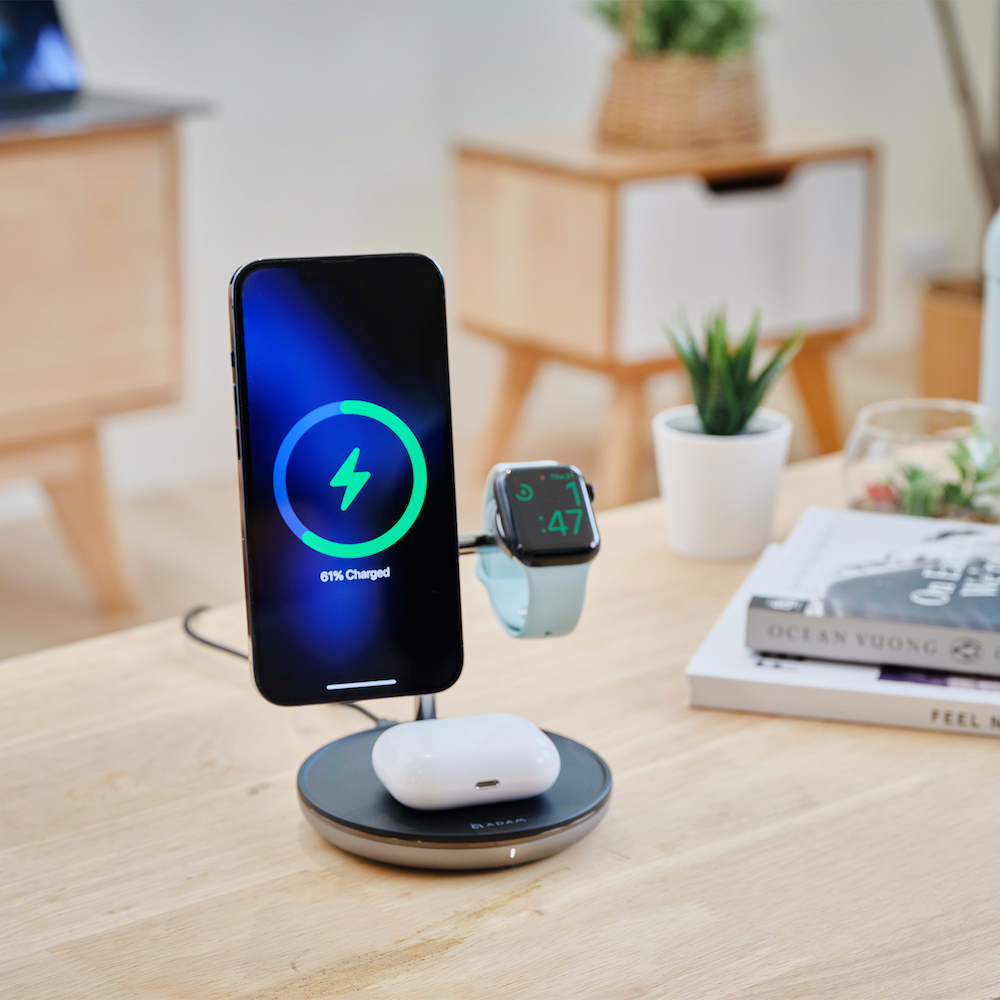 【New Arrival】OMNIA M3+ Magnetic 3-in-1 Wireless Charging Station  (Apple MFW-Certified) + OMNIA C2 Magnetic Wireless Car Charger