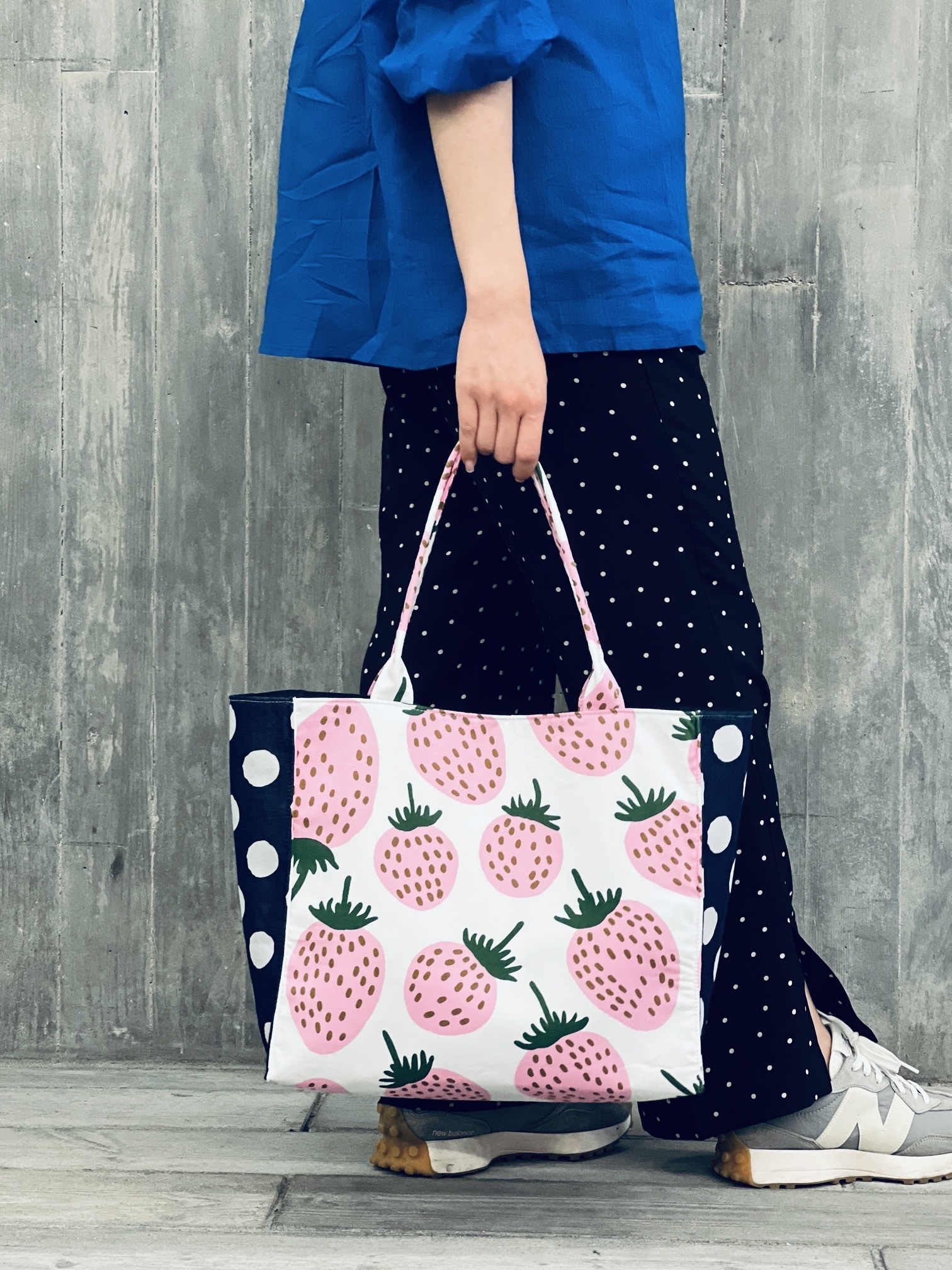 Shoulder Box bag | 粉紅士多啤梨 x 牛仔波波布