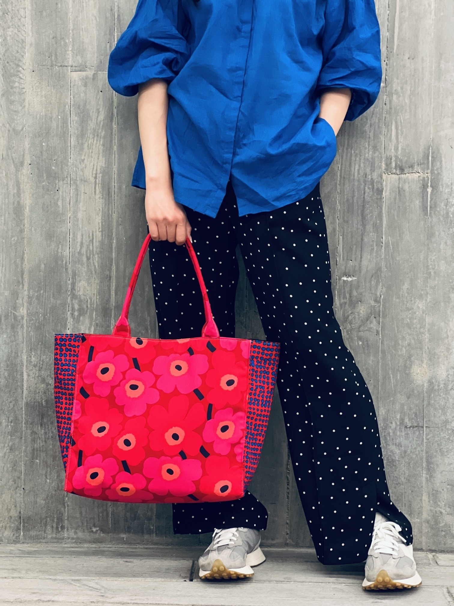 Shoulder Box bag | Limited Cherry red unikko x red blue dot fabric