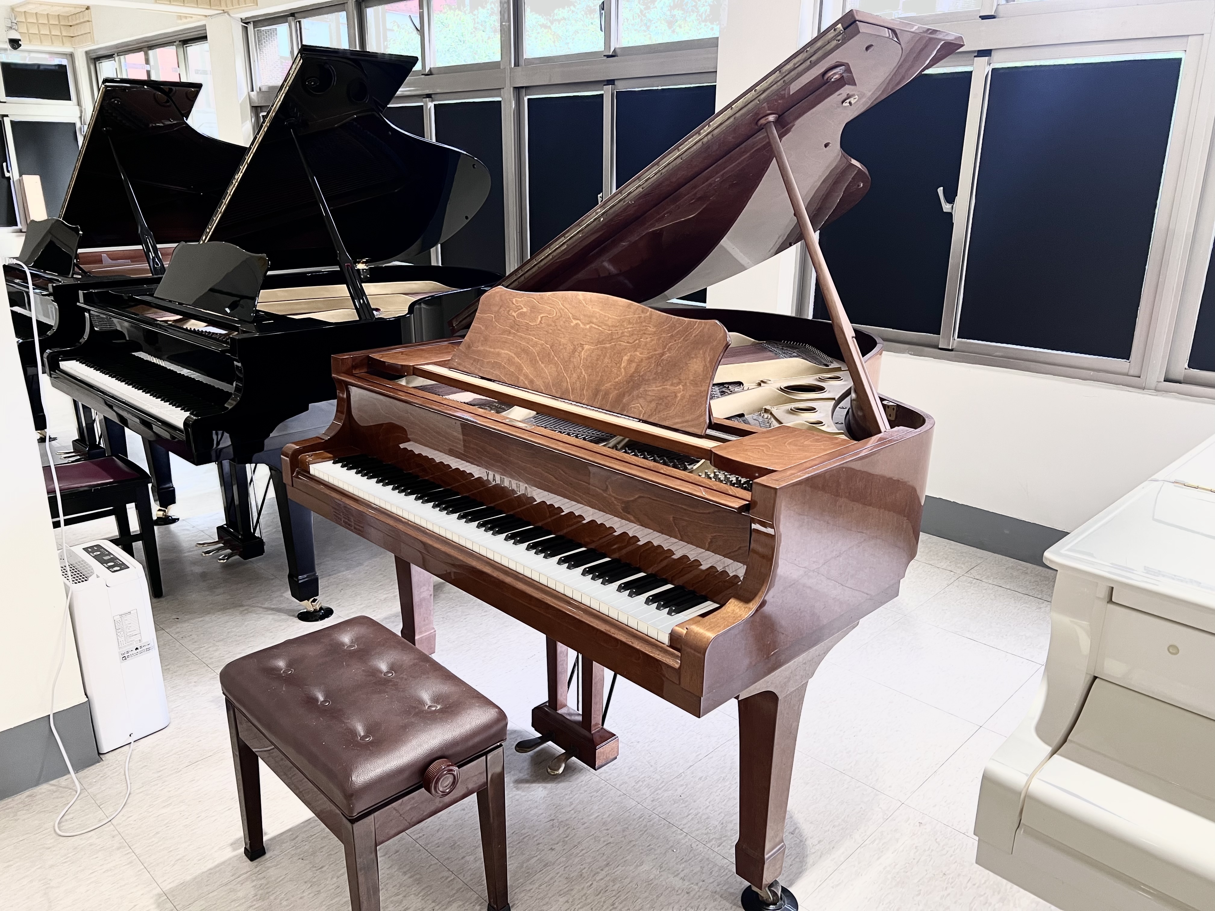 （已售出）優選超值 山葉 YAMAHA-G2 日本原裝 胡桃木 原木色  二手鋼琴 中古鋼琴