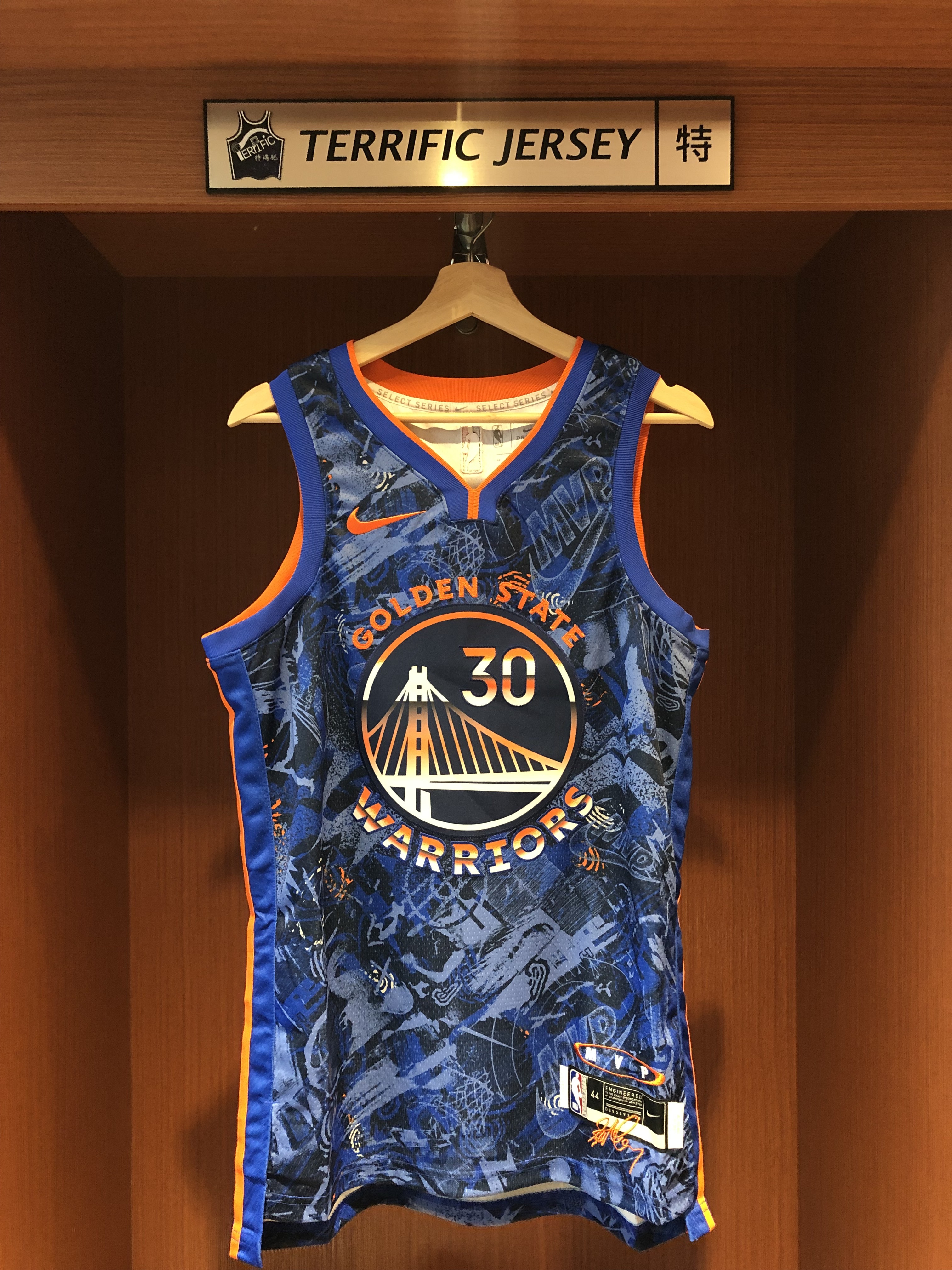 NBA球衣 Stephen Curry 金州勇士 新秀紀念 MVP Select Nike Swingman 球迷版 電繡 全新