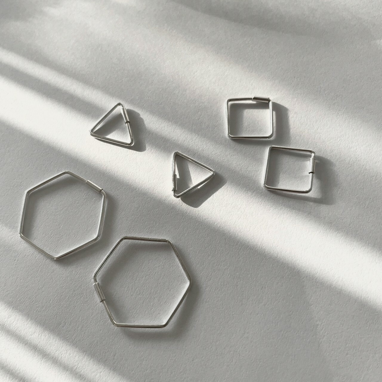 │簡約│極簡幾何 • 個性耳針 • 純銀耳環 • 可碰水 • 抗過敏 S925