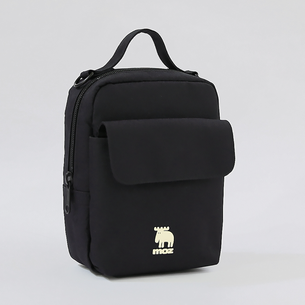 moz瑞典 駝鹿 內層防水 厚片吐司包 旅行小包 (經典黑)