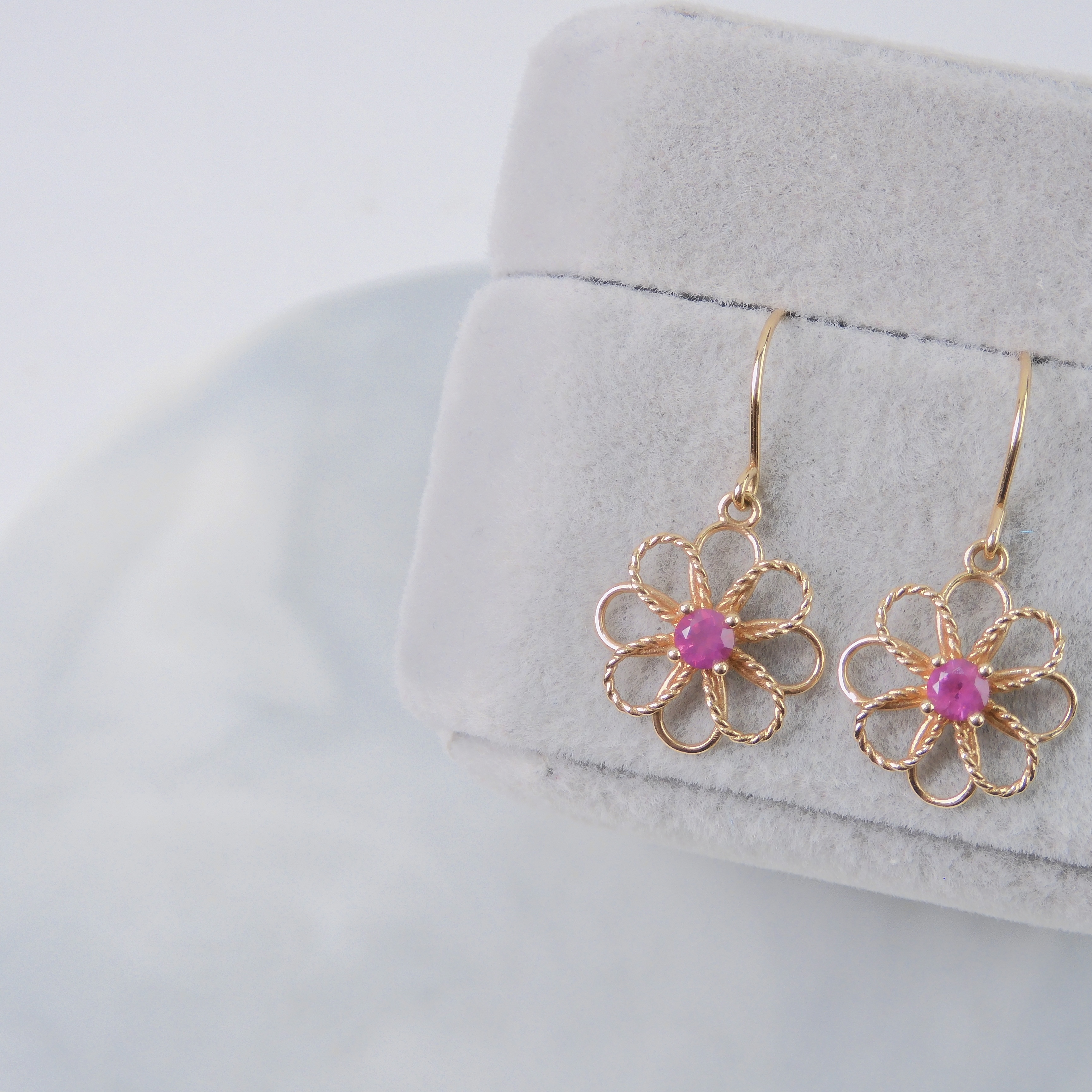 18K金 0.275ct 紅寶石耳環