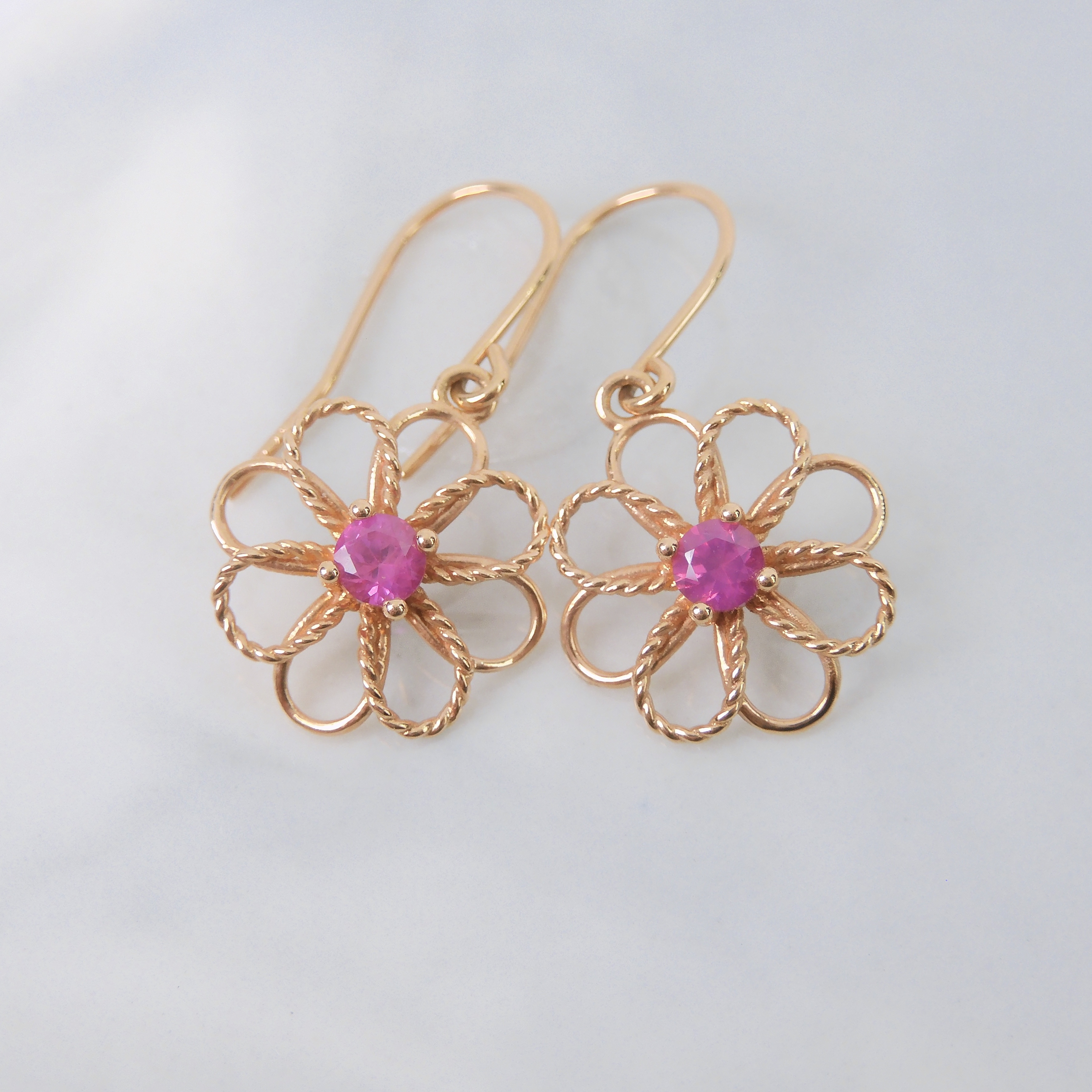 18K金 0.275ct 紅寶石耳環