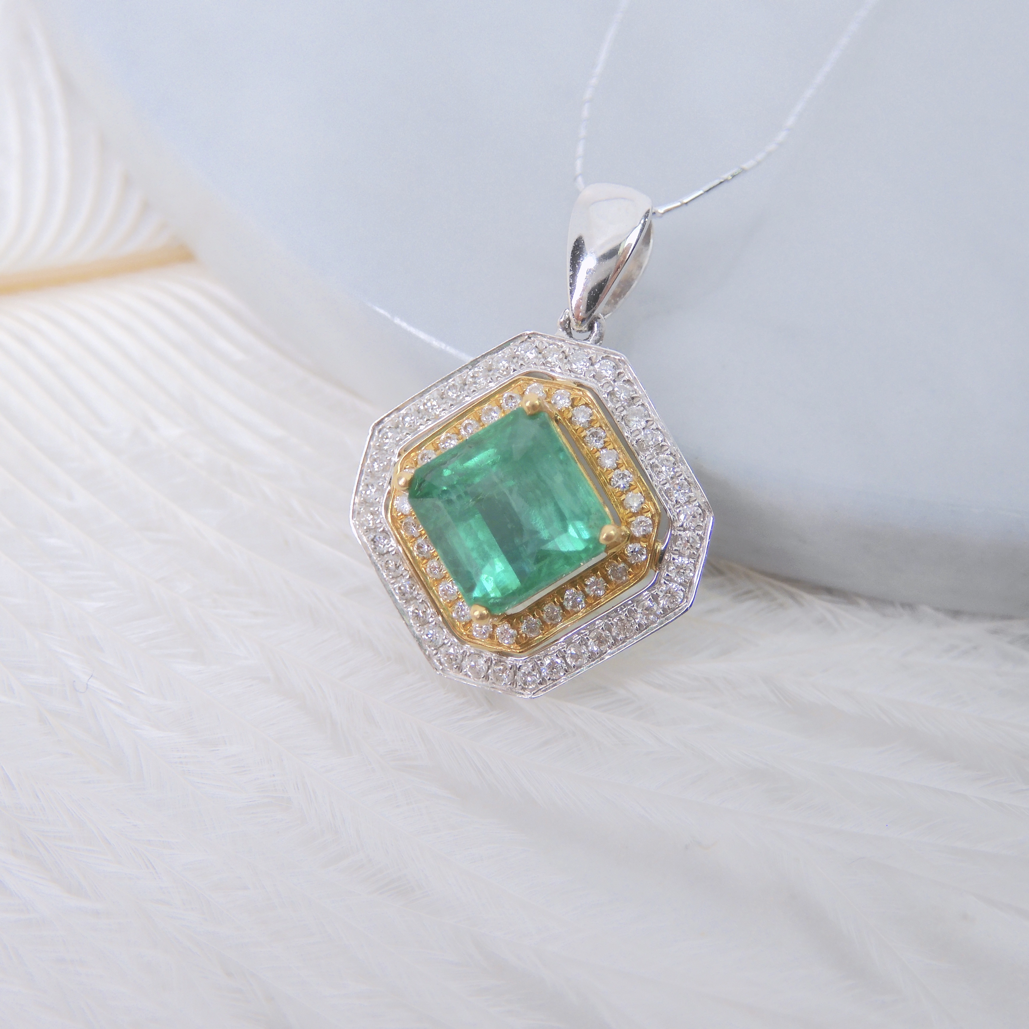 18K金 1.18ct 綠寶石吊墜 (配國際證書)