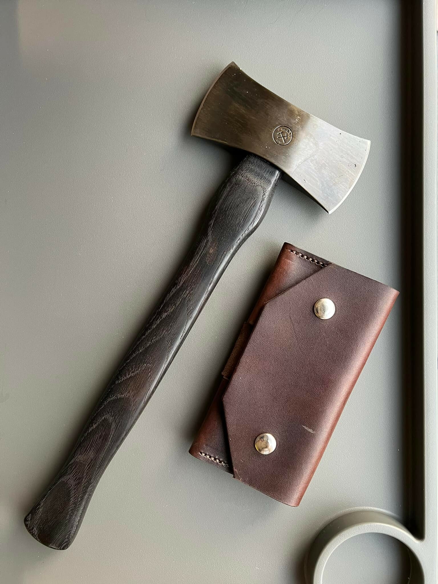 2Hawks Tomahawk Trapper Hatchet 捕獸者手斧