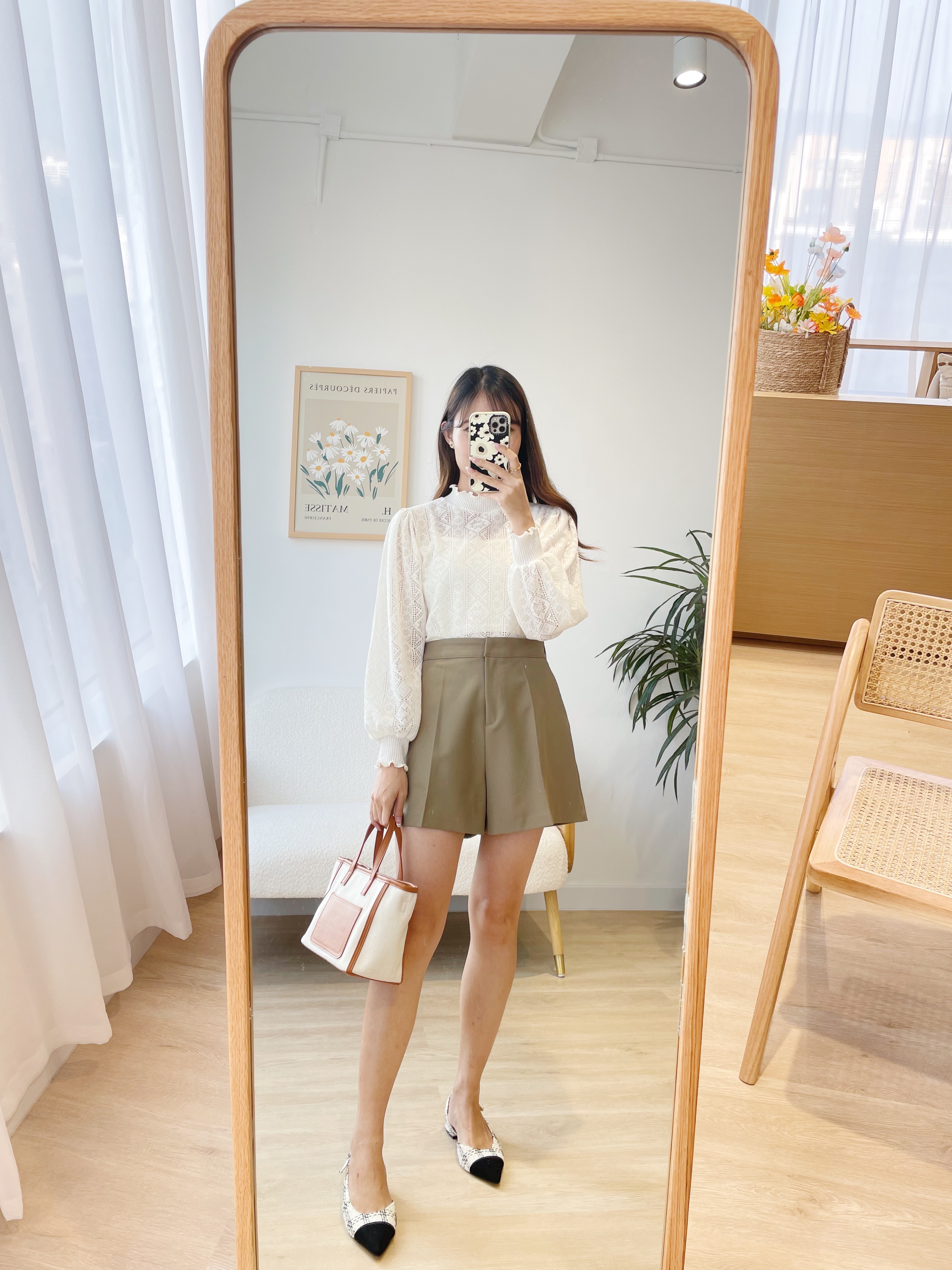 JEAN064 Olive Day Shorts