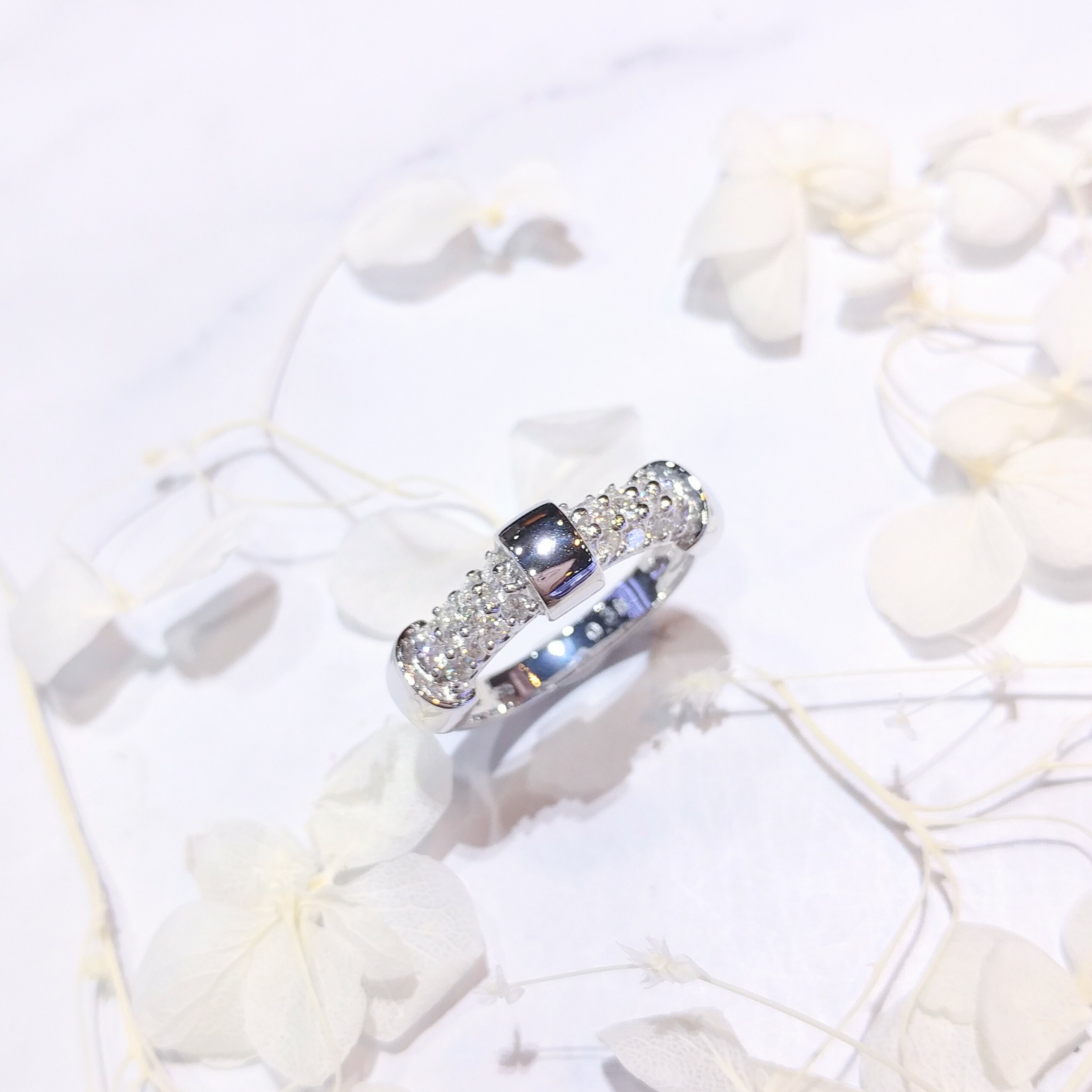 18K White Gold 0.38ct Diamond Ring