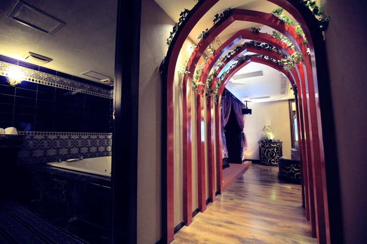 【永和】愛摩兒時尚旅館 溫馨雅閣長廊