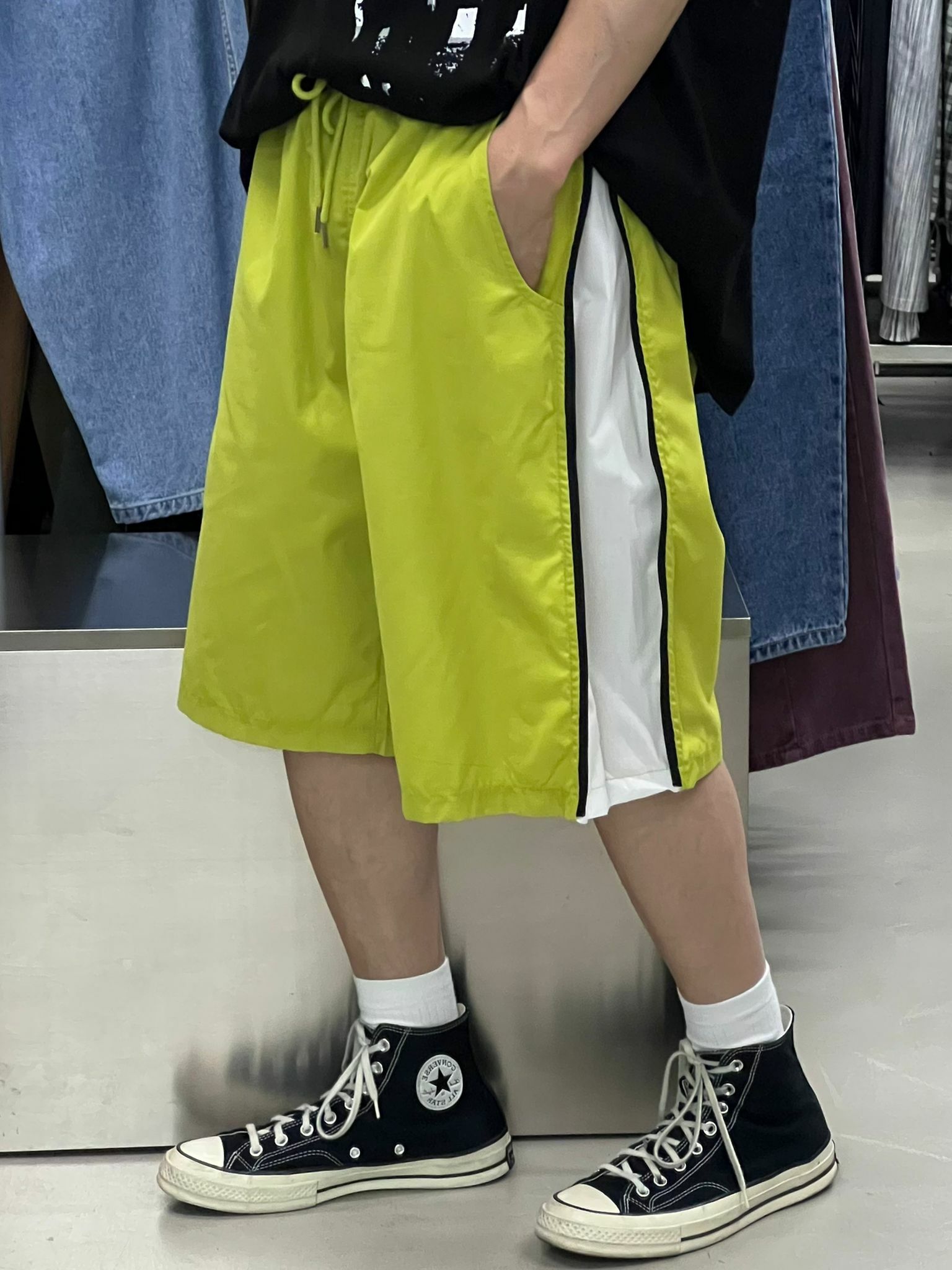 淨色拉鍊邊短褲 P2054