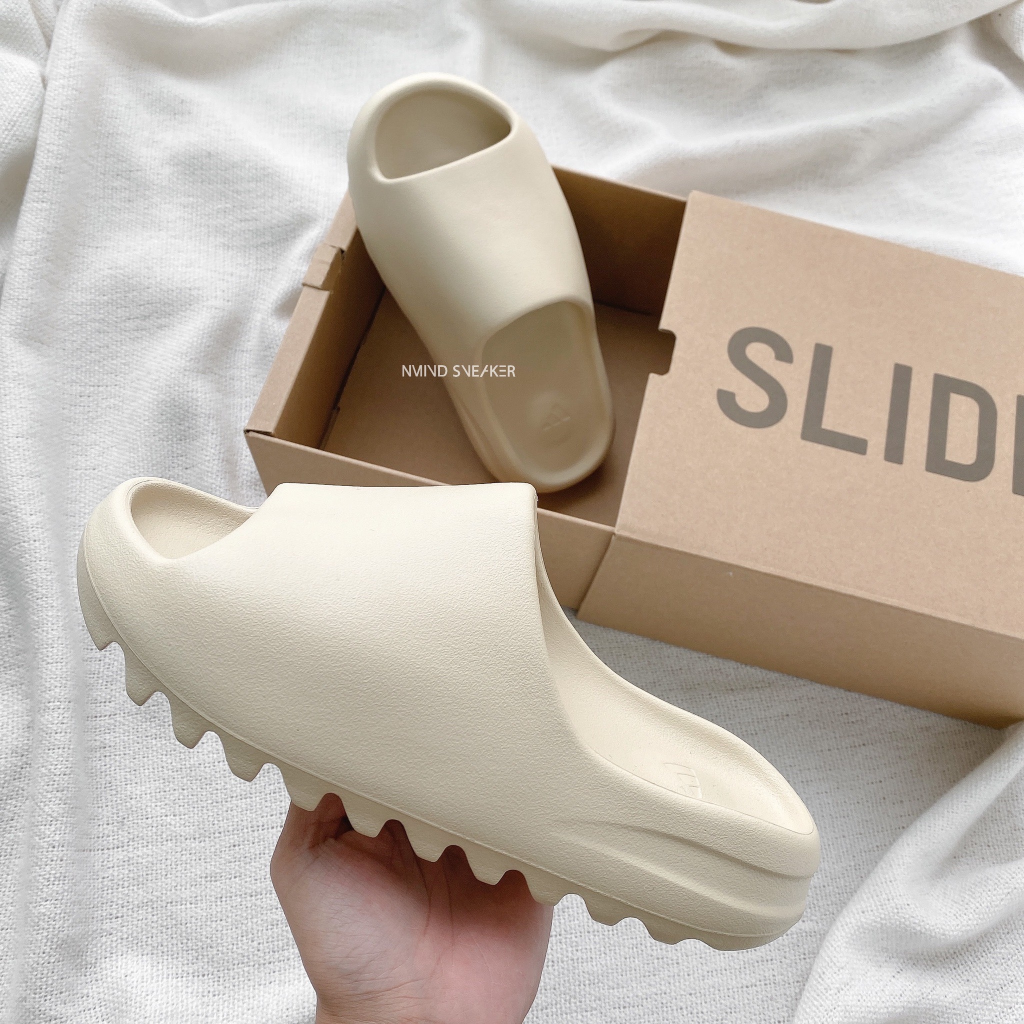 Adidas Yeezy Slide 