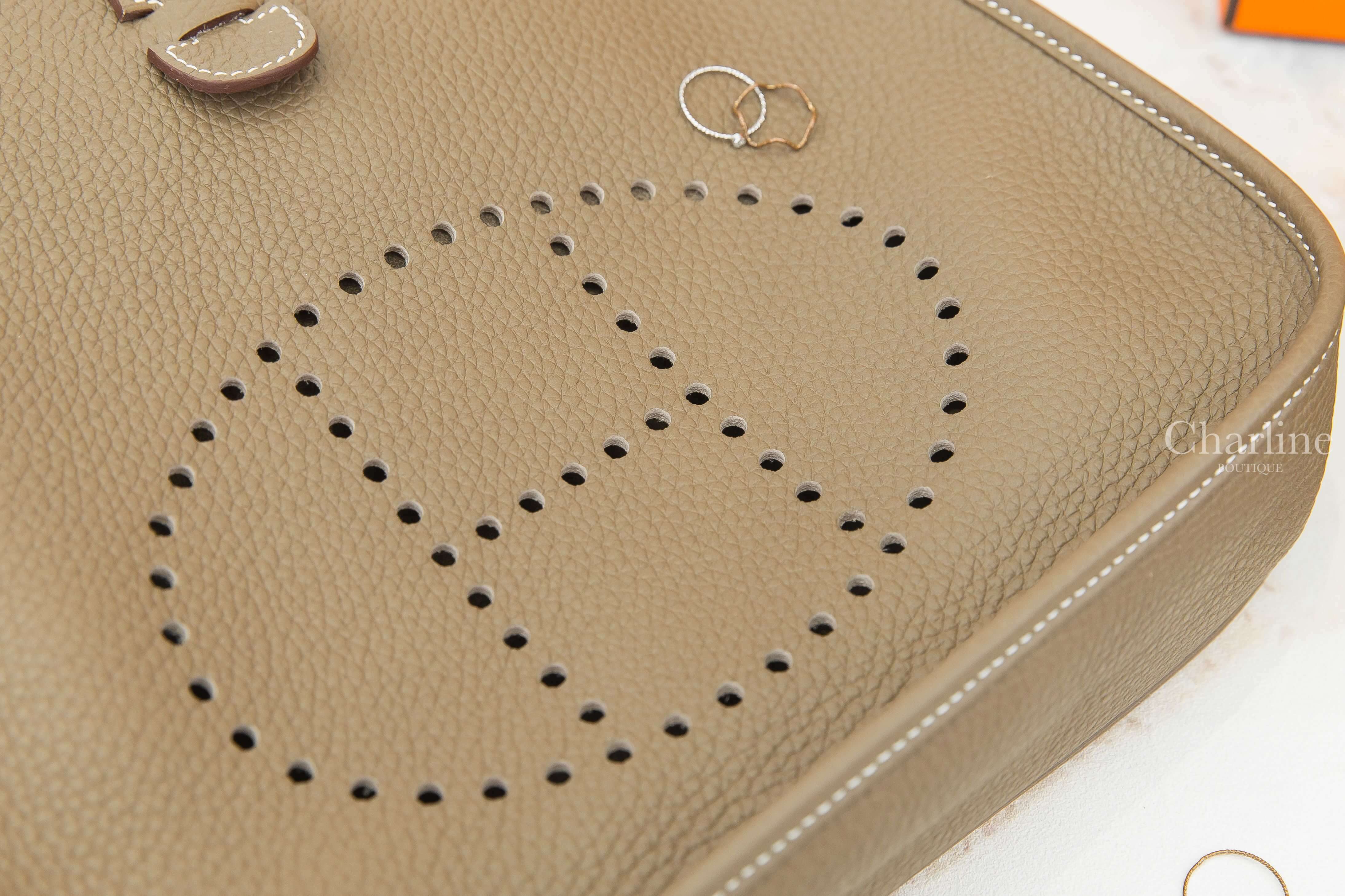 Hermès Evelyne 29cm 18 Etoupe Taurillon Clemence 大象灰銀釦簍空洞洞肩背包