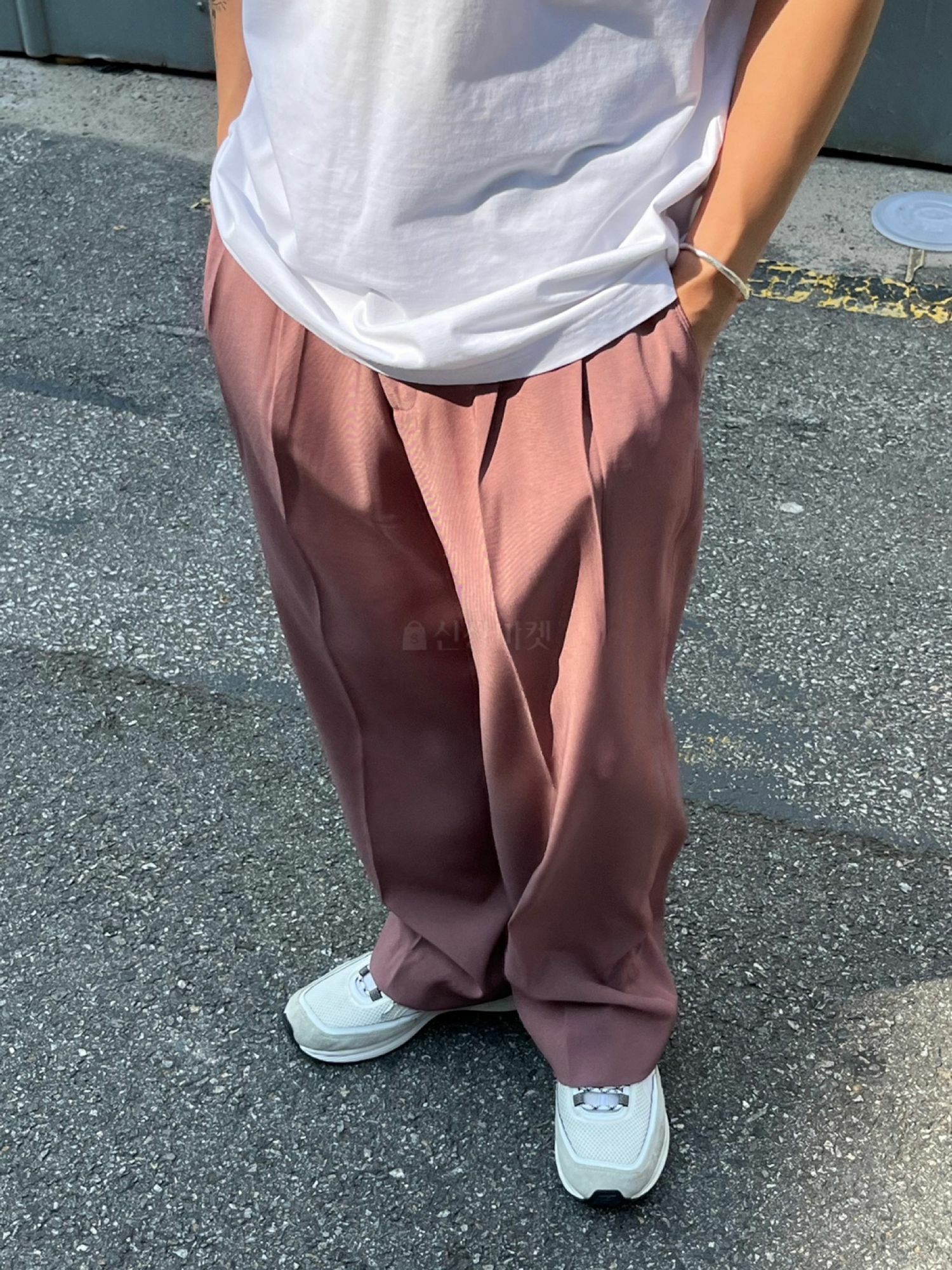 日常雙摺後側鬆緊帶寬鬆西裝褲