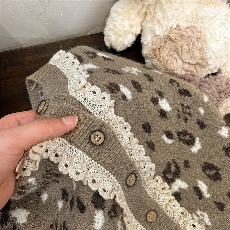 森林系花邊領針織外套