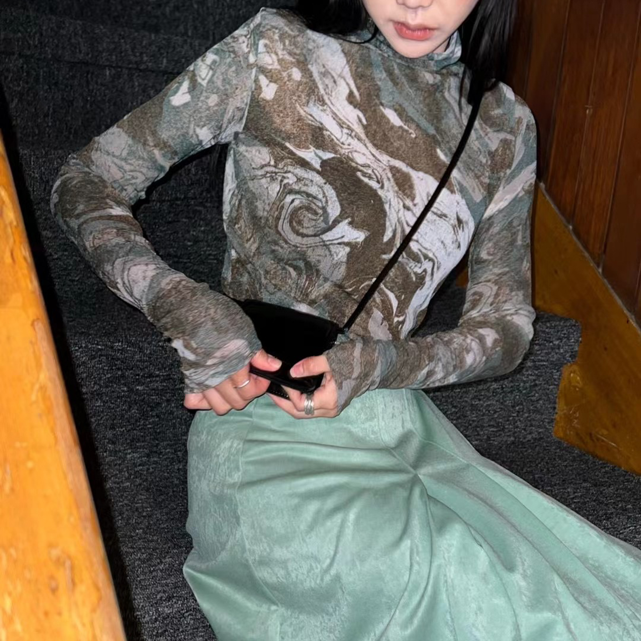 藝術家潑墨高領內搭(黑)