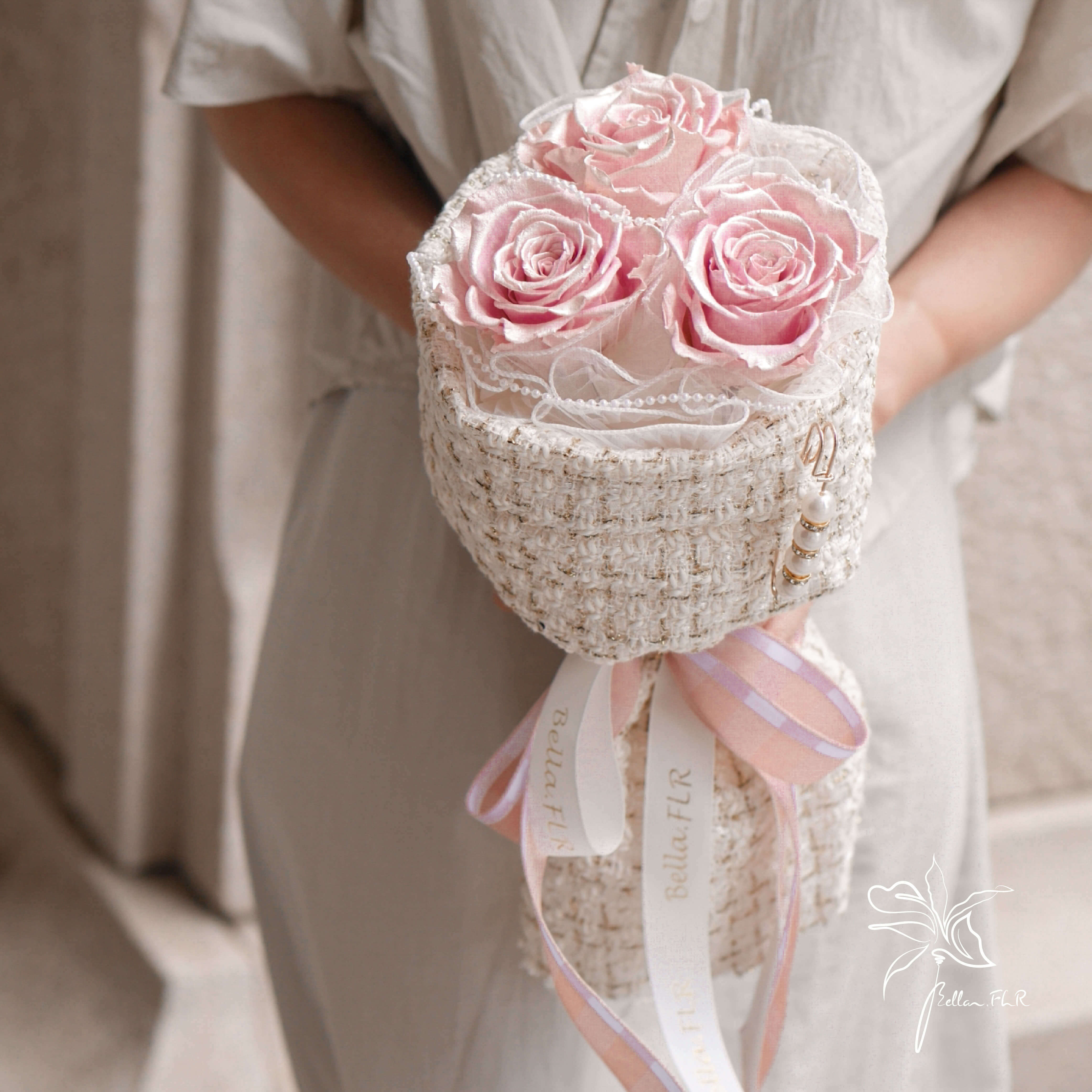 【就喜歡你香香的】3朵永生玫瑰花束-銀粉玫瑰