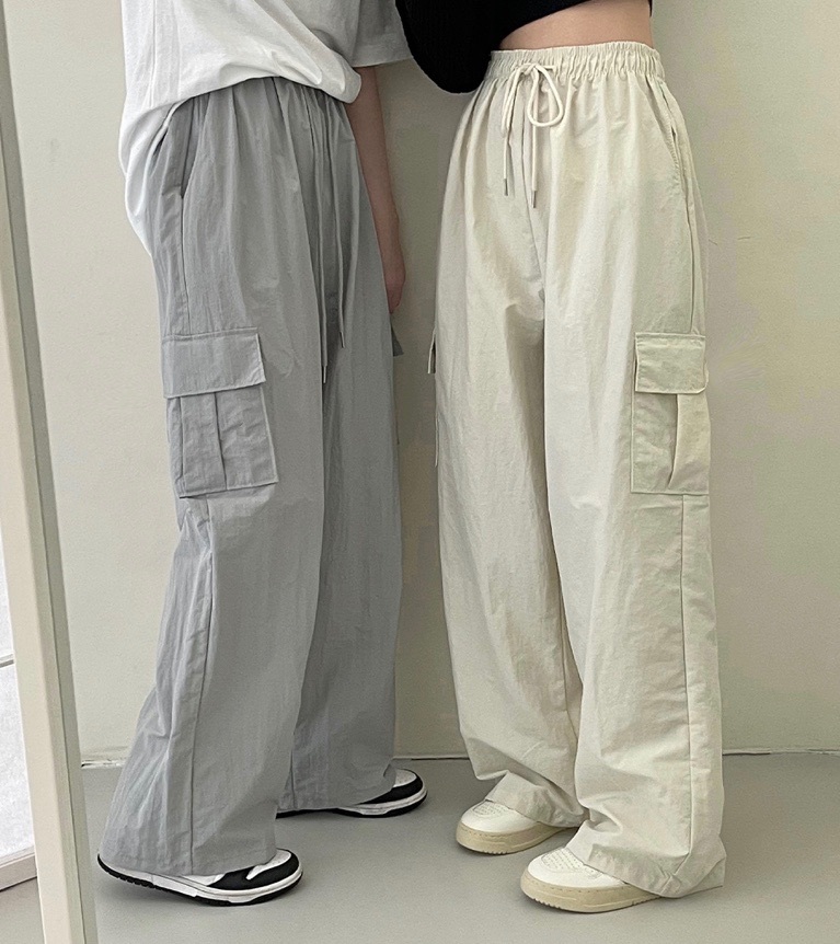 【優惠預訂】熱銷款！韓國尼龍工裝闊褲（7色）