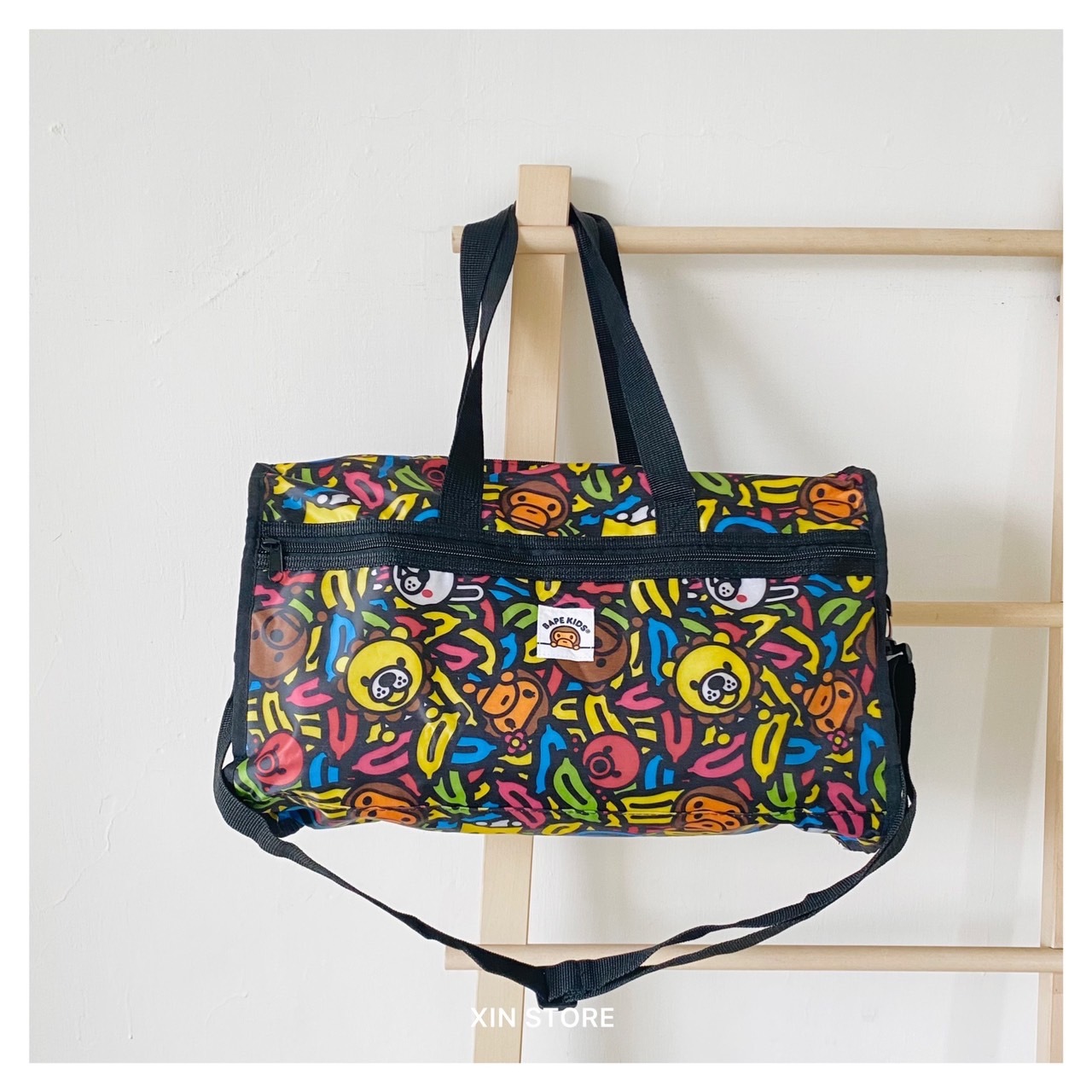 【現貨】A Bathing APE Bape Kids bag 日本限定 行李袋 健身包 滿版 彩色