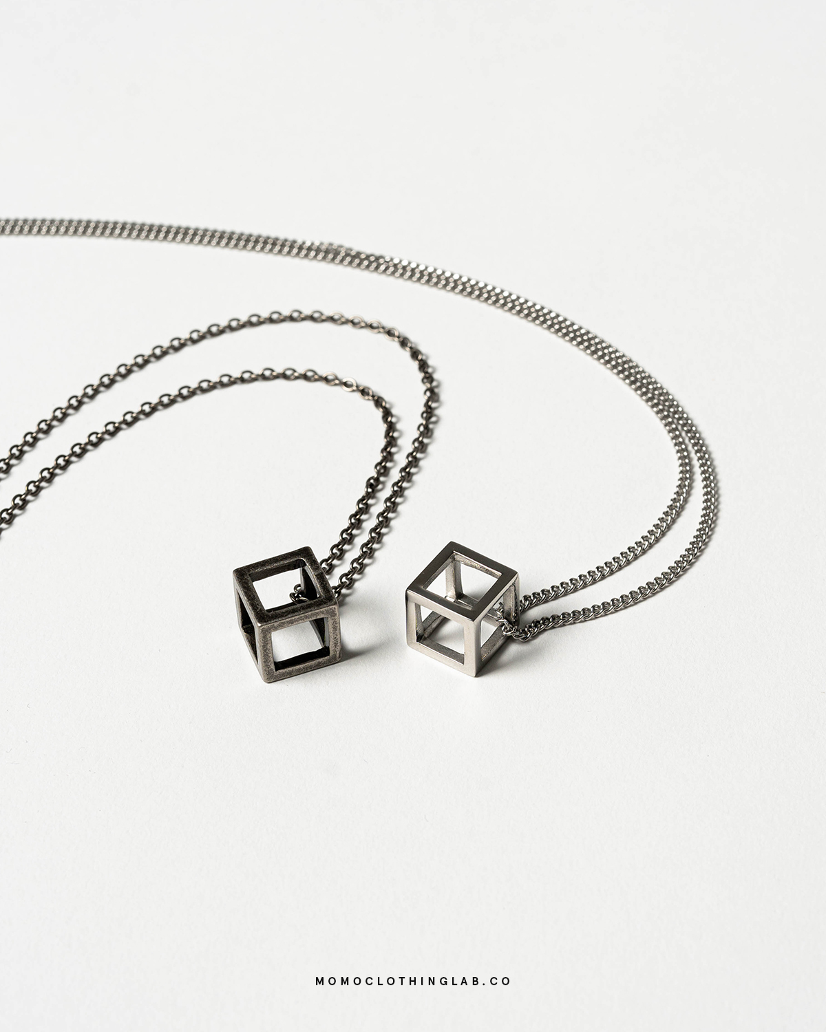 #現貨 (ACCN576) 鋼項鍊 立體四方吊墜