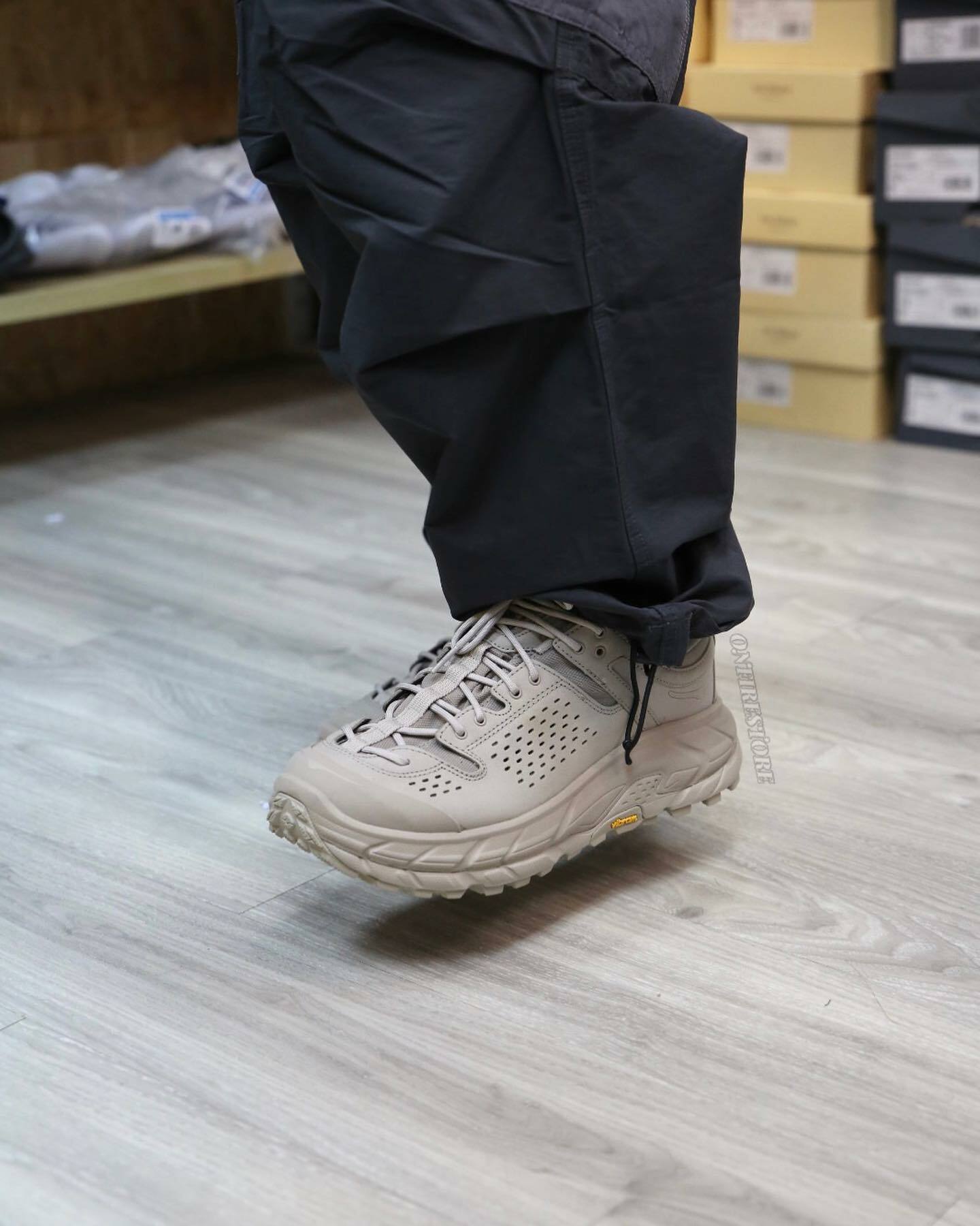 {現貨} HOKA ONE ONE TOR ULTRA LO Gore-Tex"Beige"