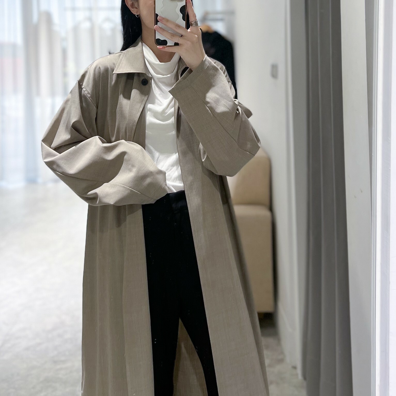 單釦薄料帥感風衣外(卡其)